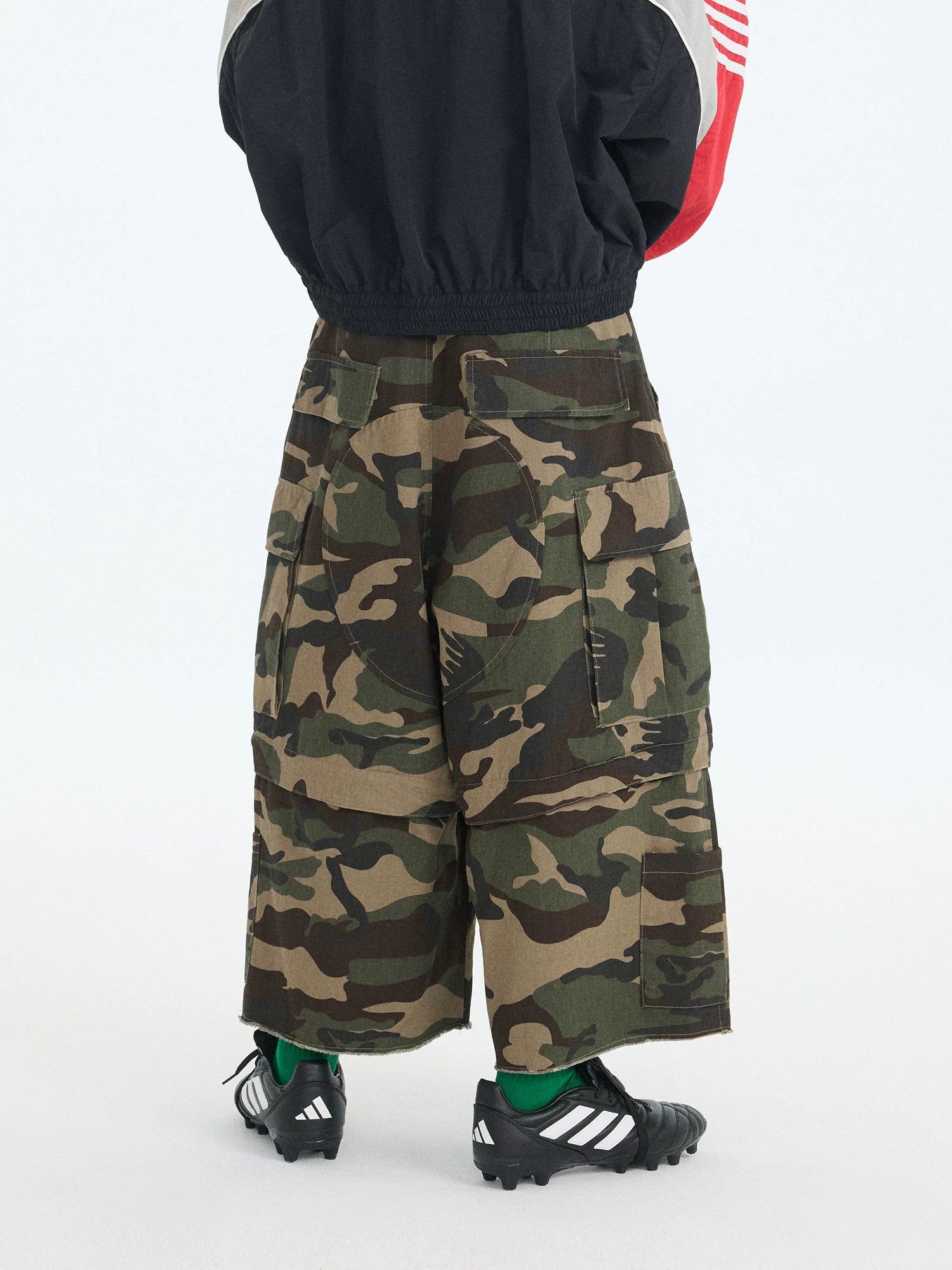 Switch Zip-Off Cargo Shorts