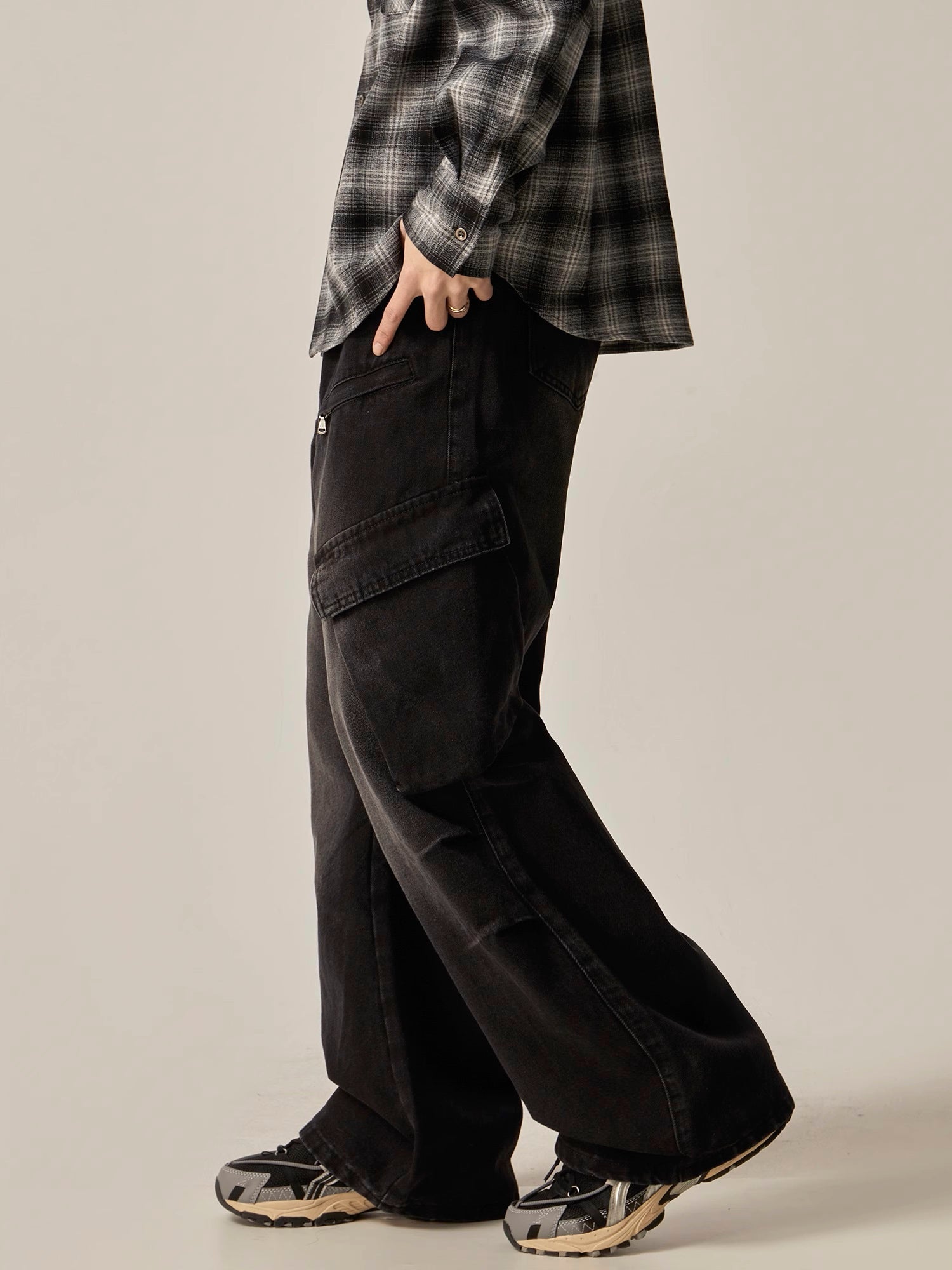 Midnight Blitz Wide-Leg Cargo Jeans