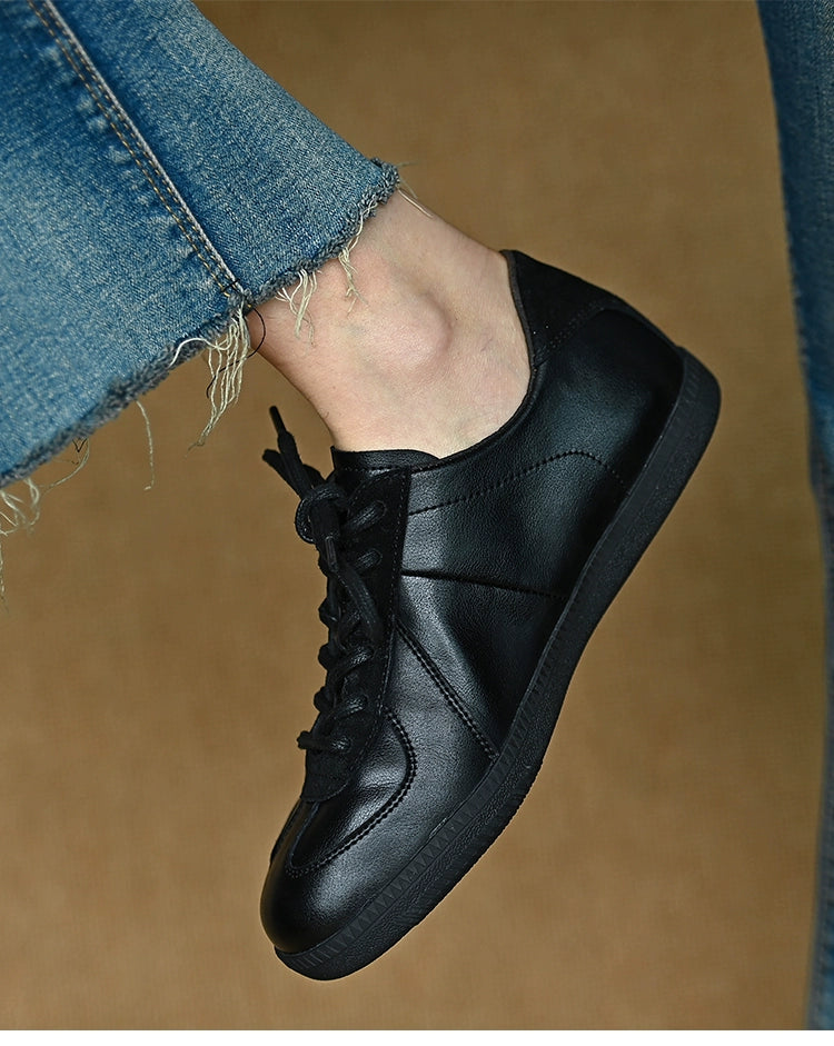 Midnight Urban Classic Sneakers