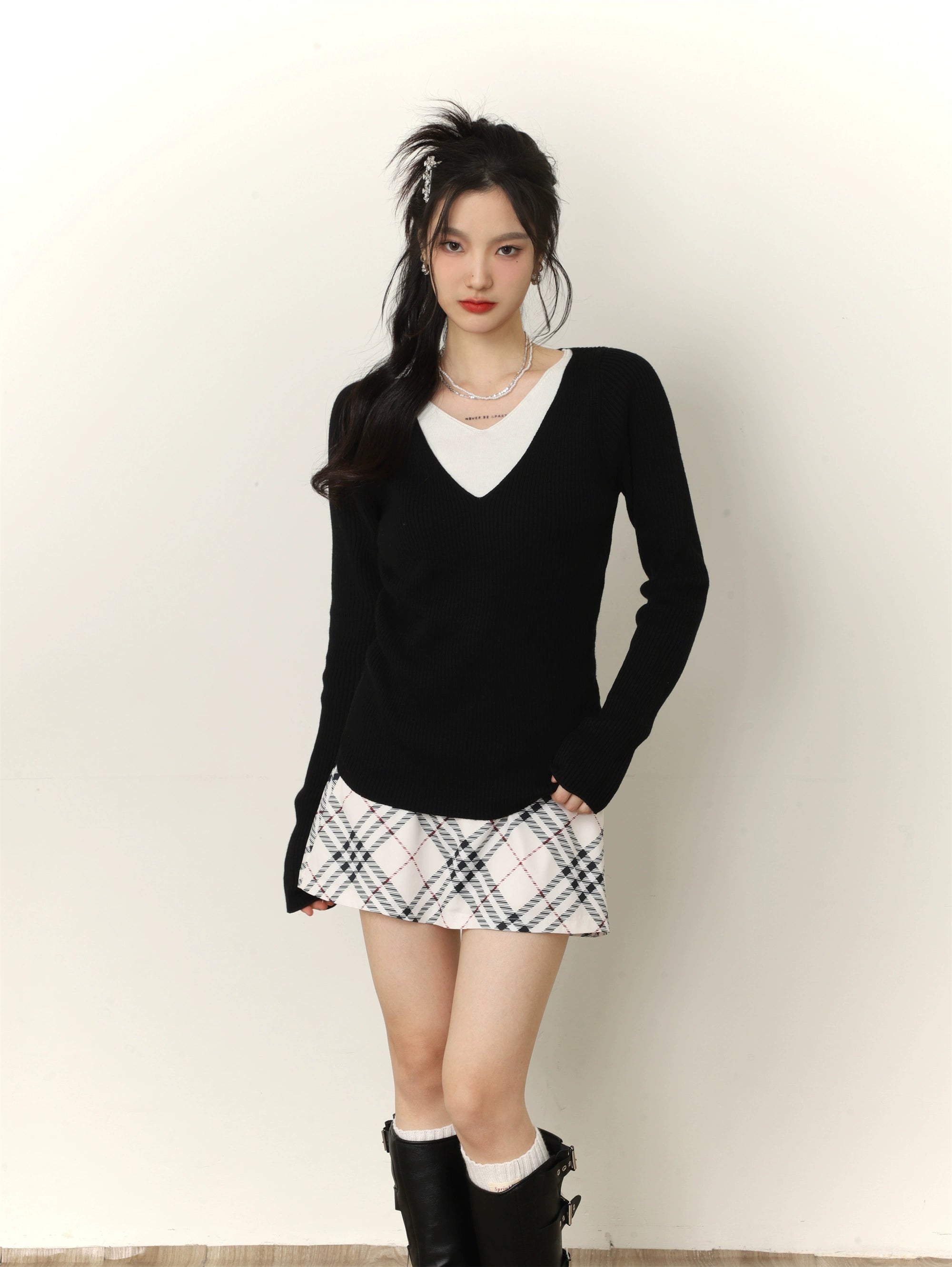 V-neck Long Sleeve Knit Sweater