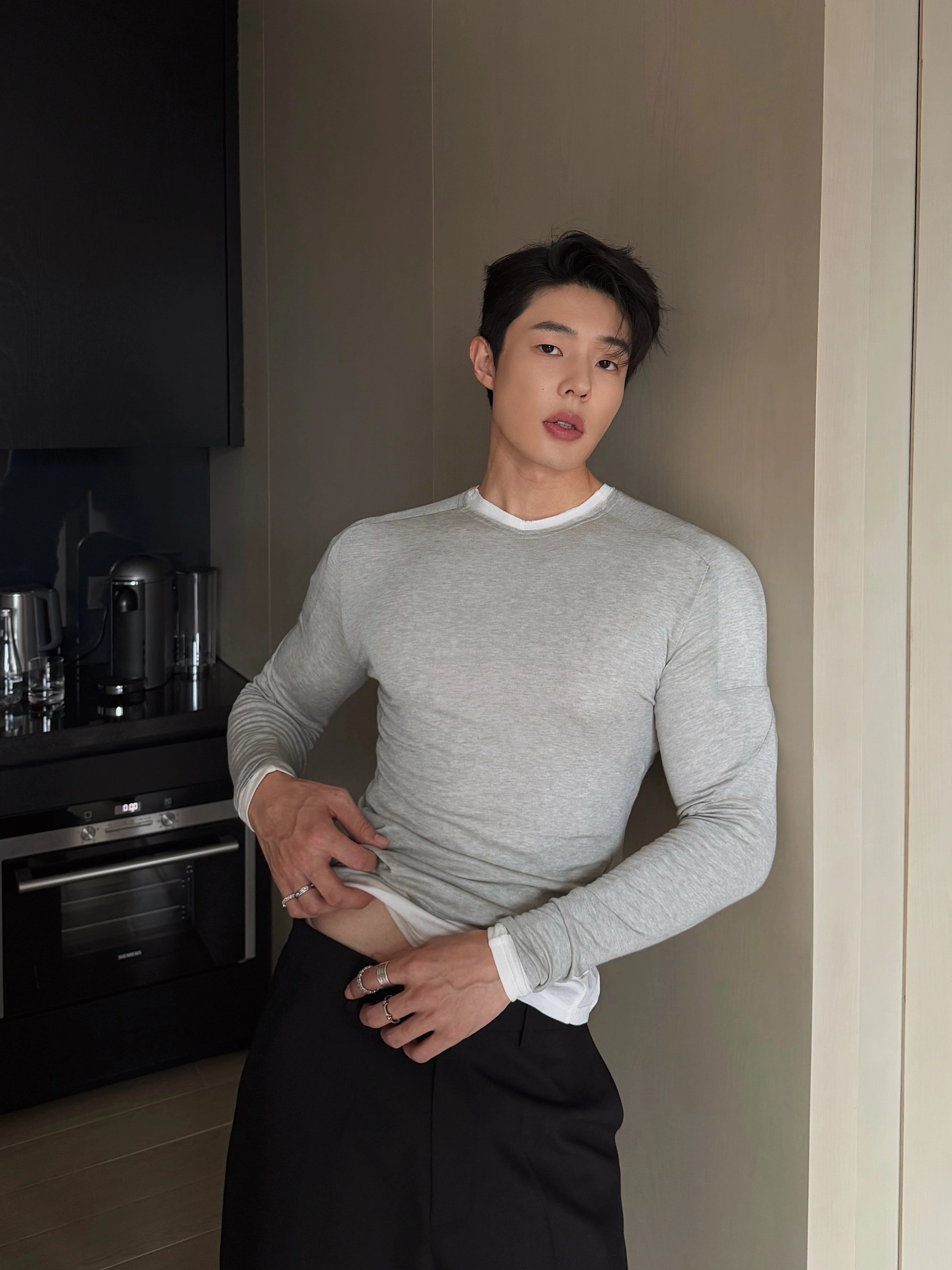 White Slim Fit Long Sleeve V-Neck