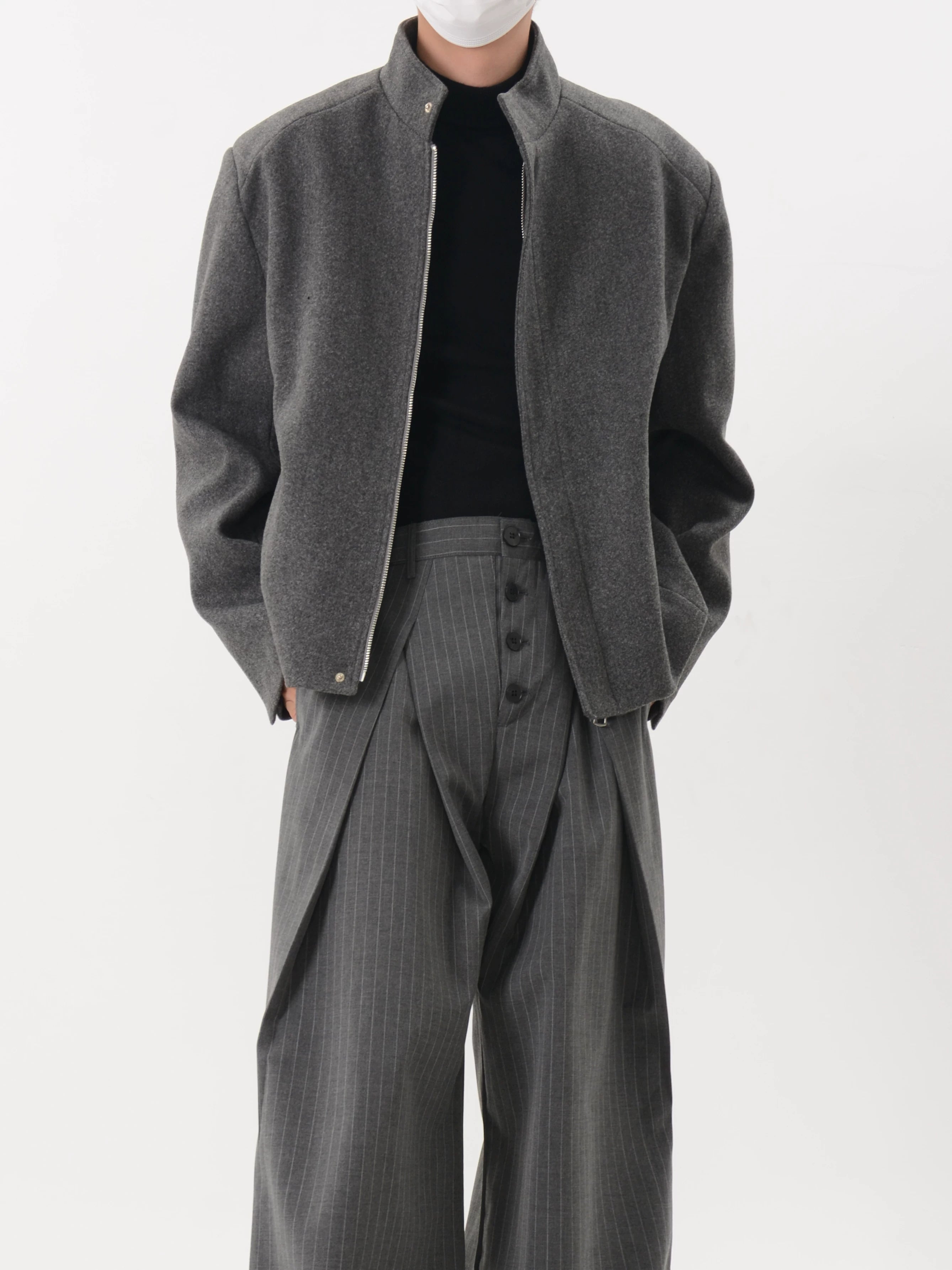 Column Minimal Zip Jacket