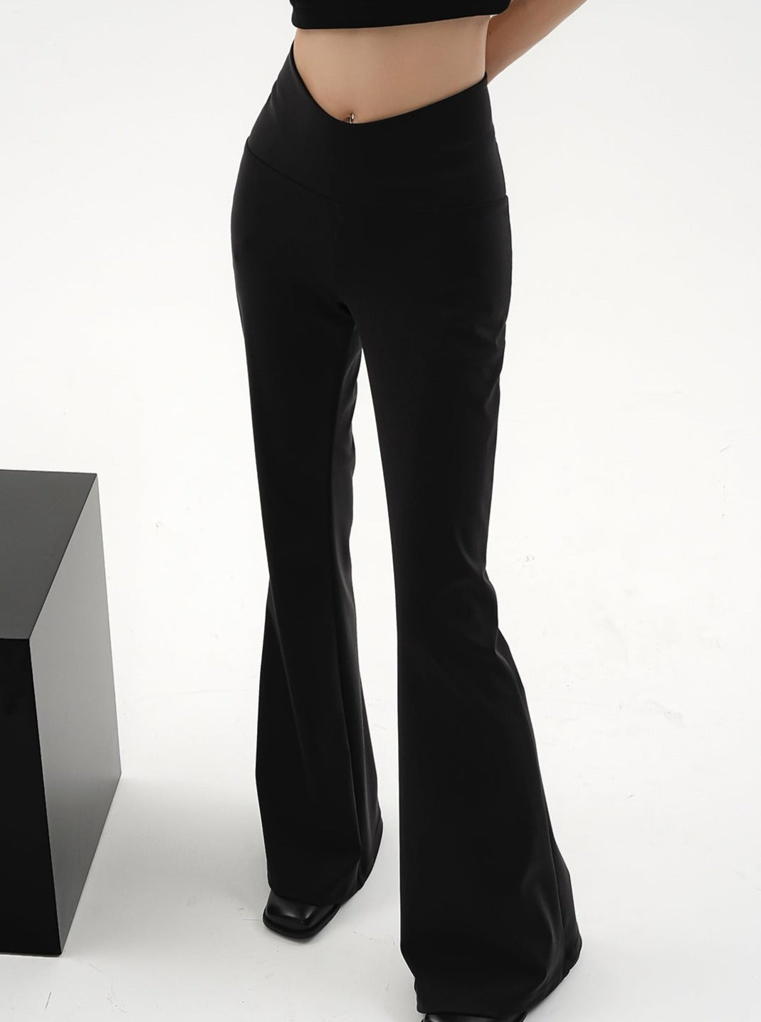 Pantalon de yoga évasé à taille haute - Leggings à fond noir stretchy