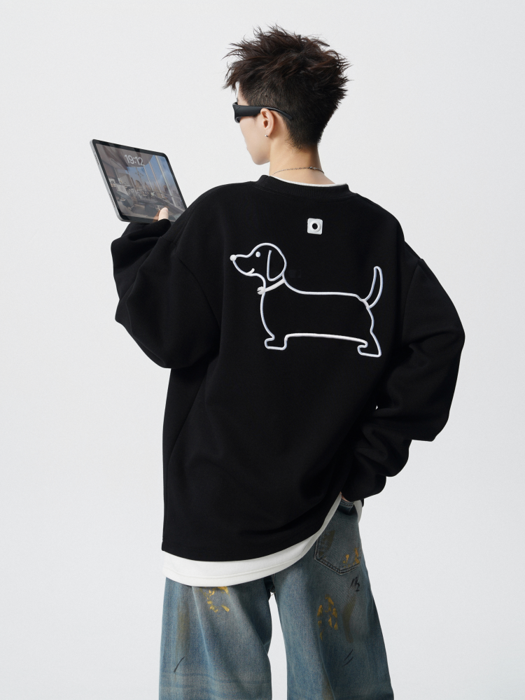 Outline Dachshund Graphic Sweatshirt