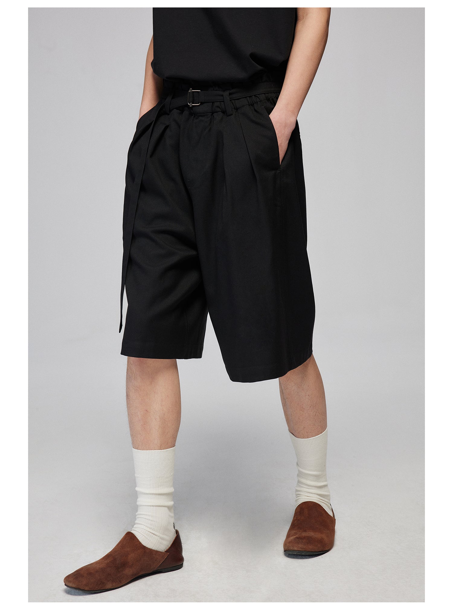 Pleated Bermuda Shorts with Belt