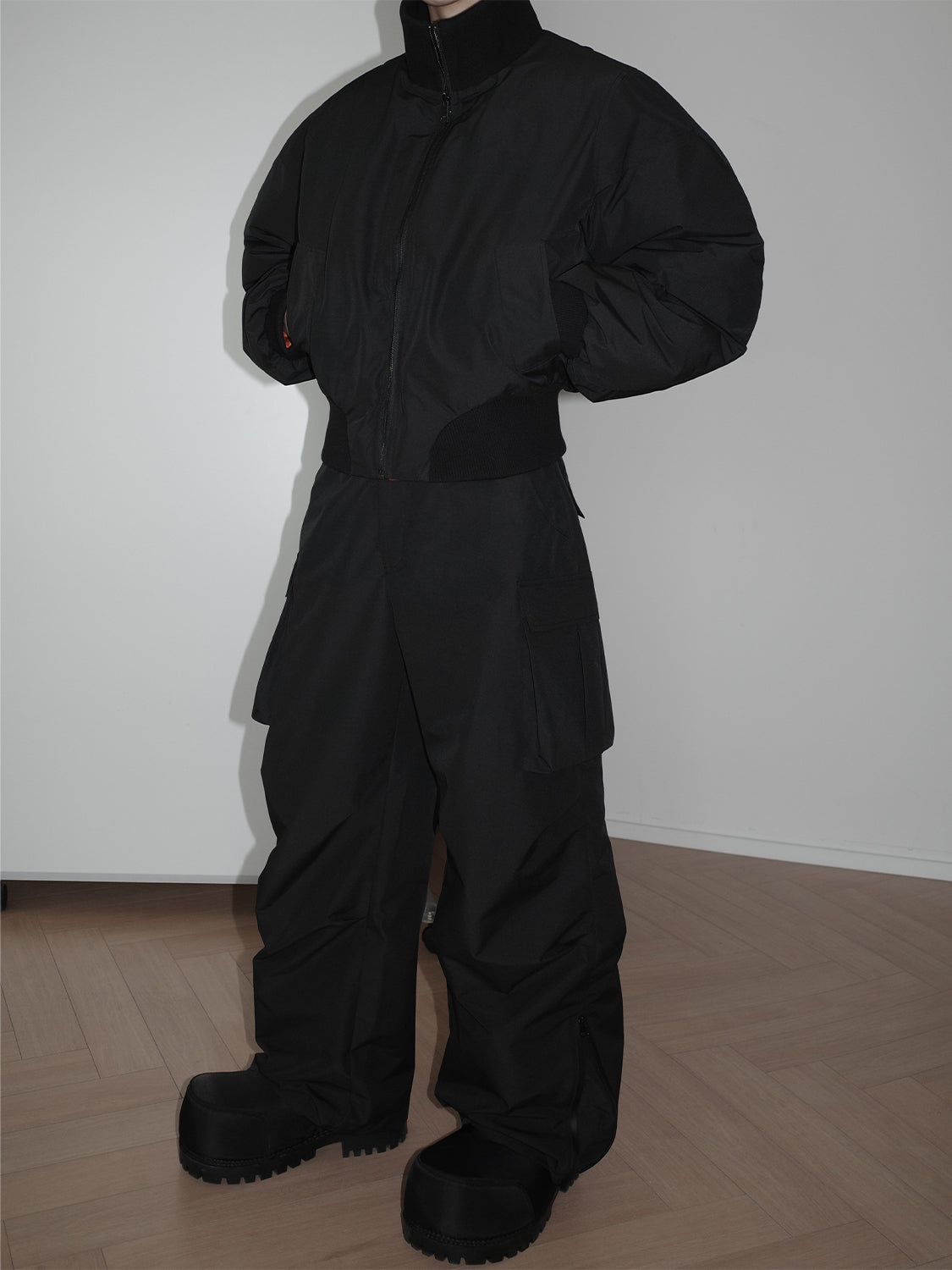 Wide-Leg Zipper Cargo Pants