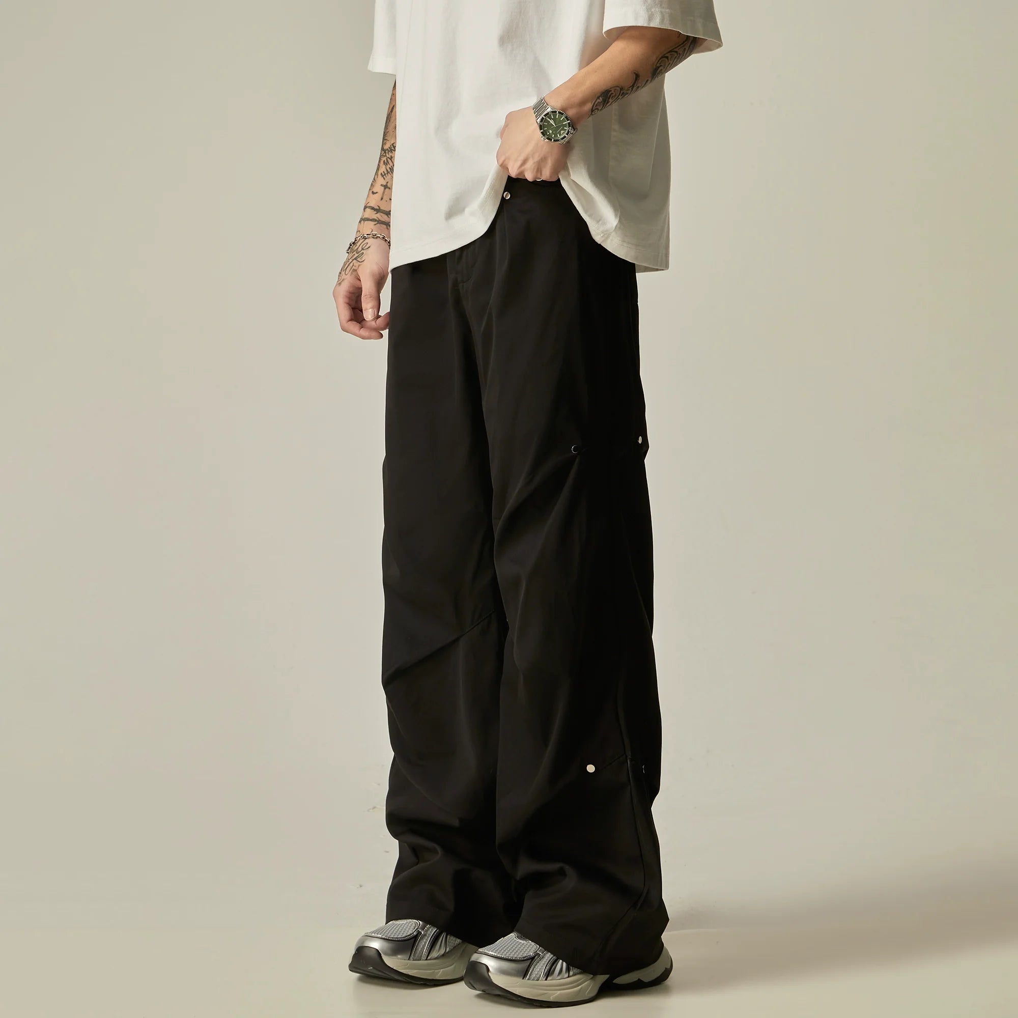 Wide-Leg Utility Cargo Pants