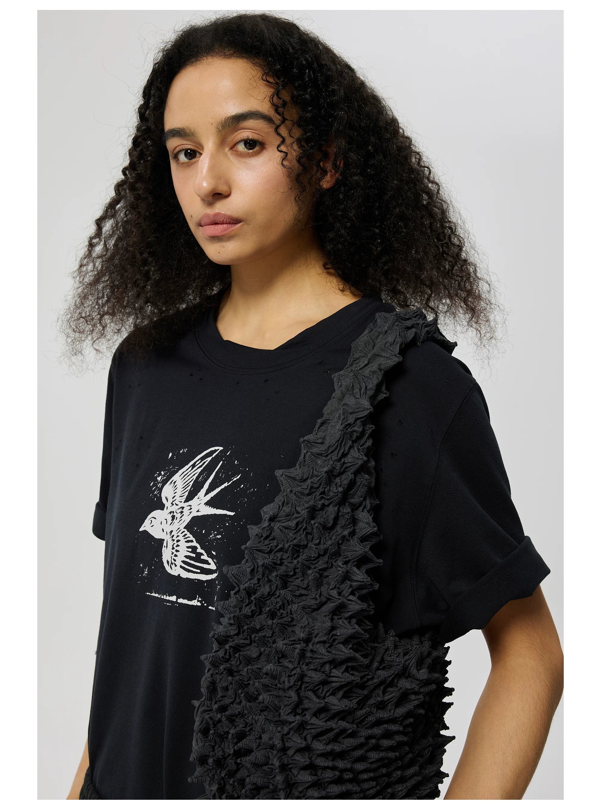 Bird Graphic Distressed T-Shirt