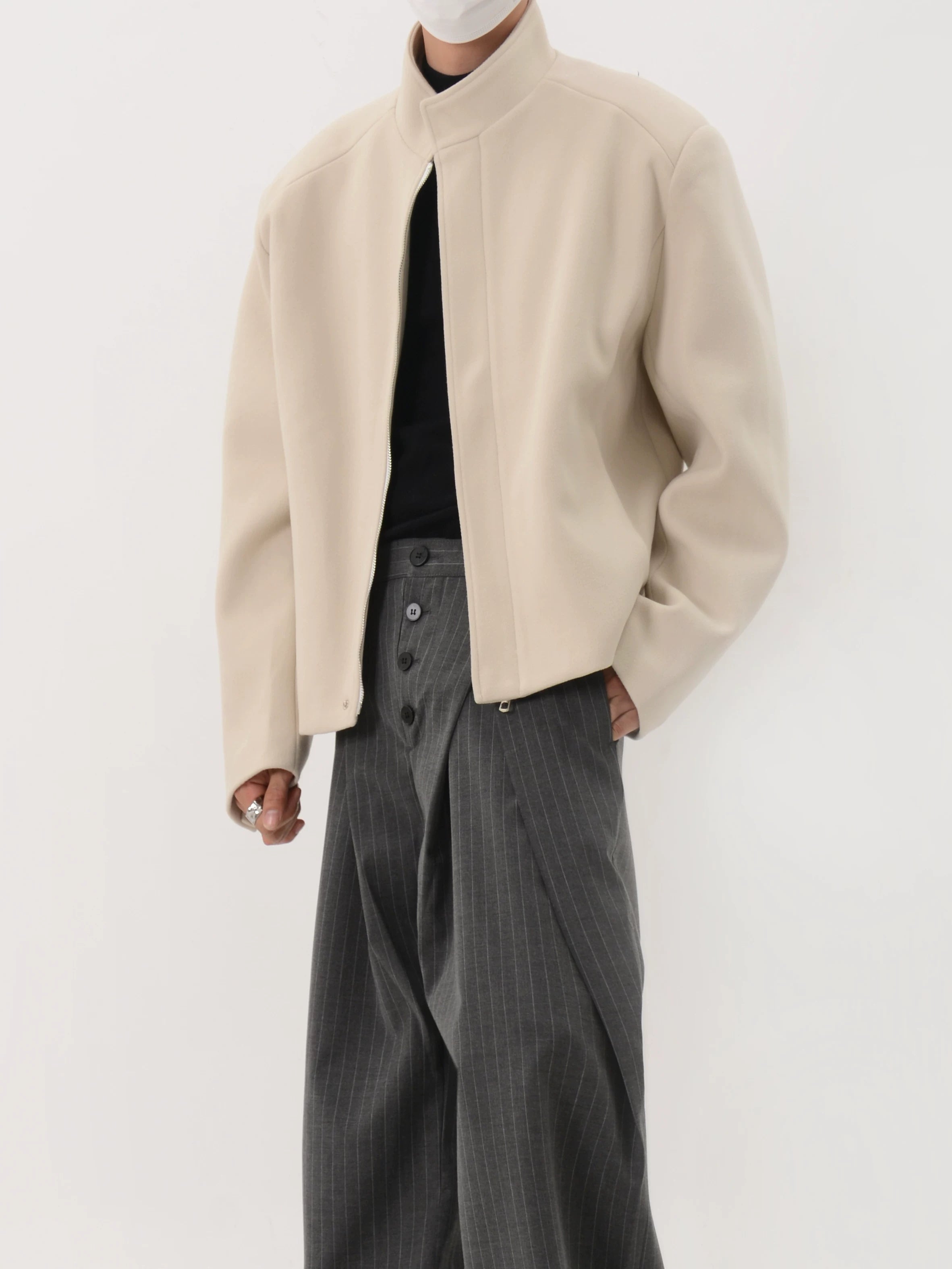 Column Minimal Zip Jacket