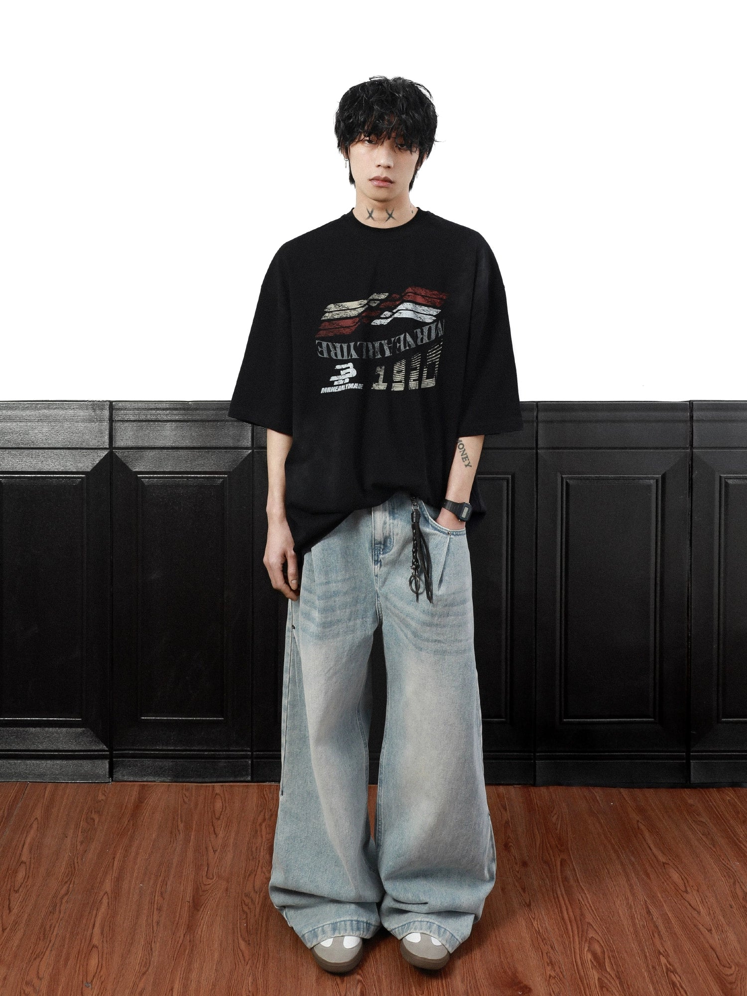 Gridline Drift Graphic Oversized Tee