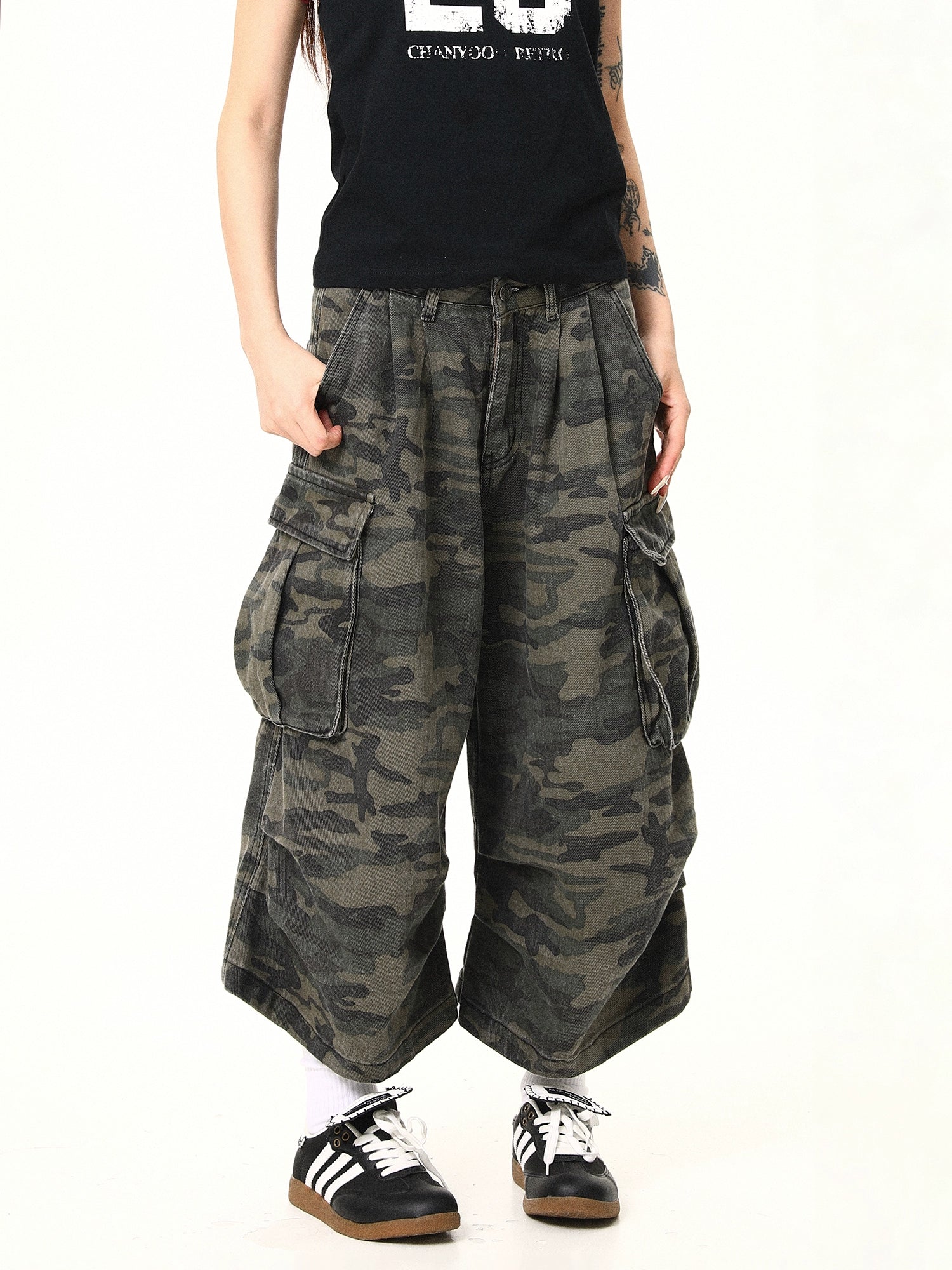 Baggy Camouflage Cargo Pants