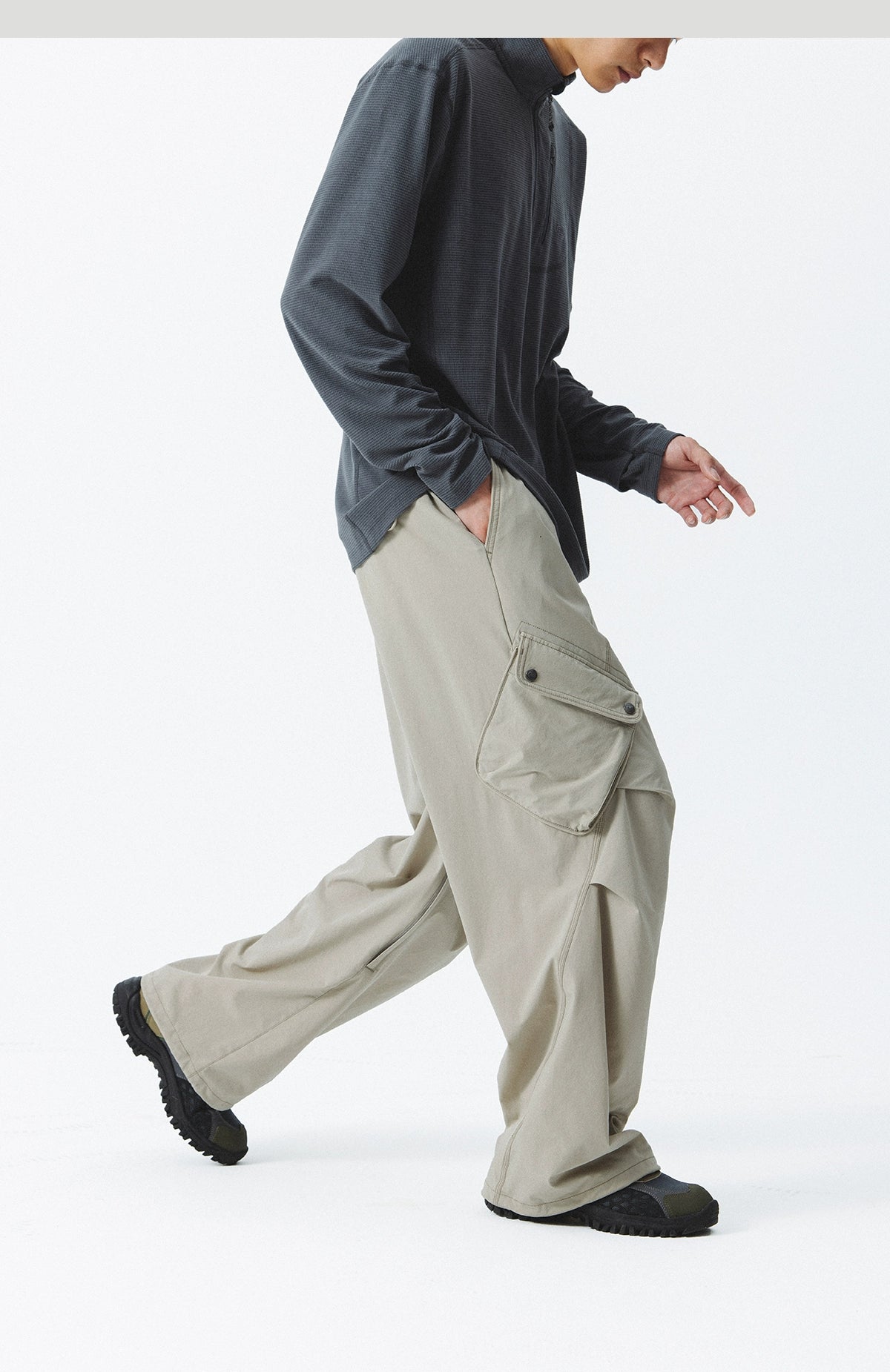 Outdoor Cargo Pants with Pockets