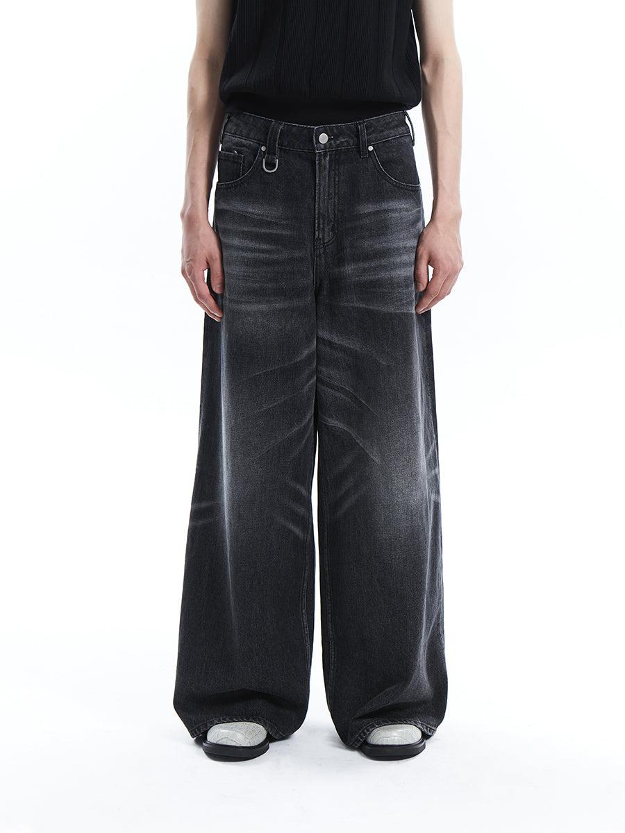 Wide Cut Whiskered Jeans - chiclara