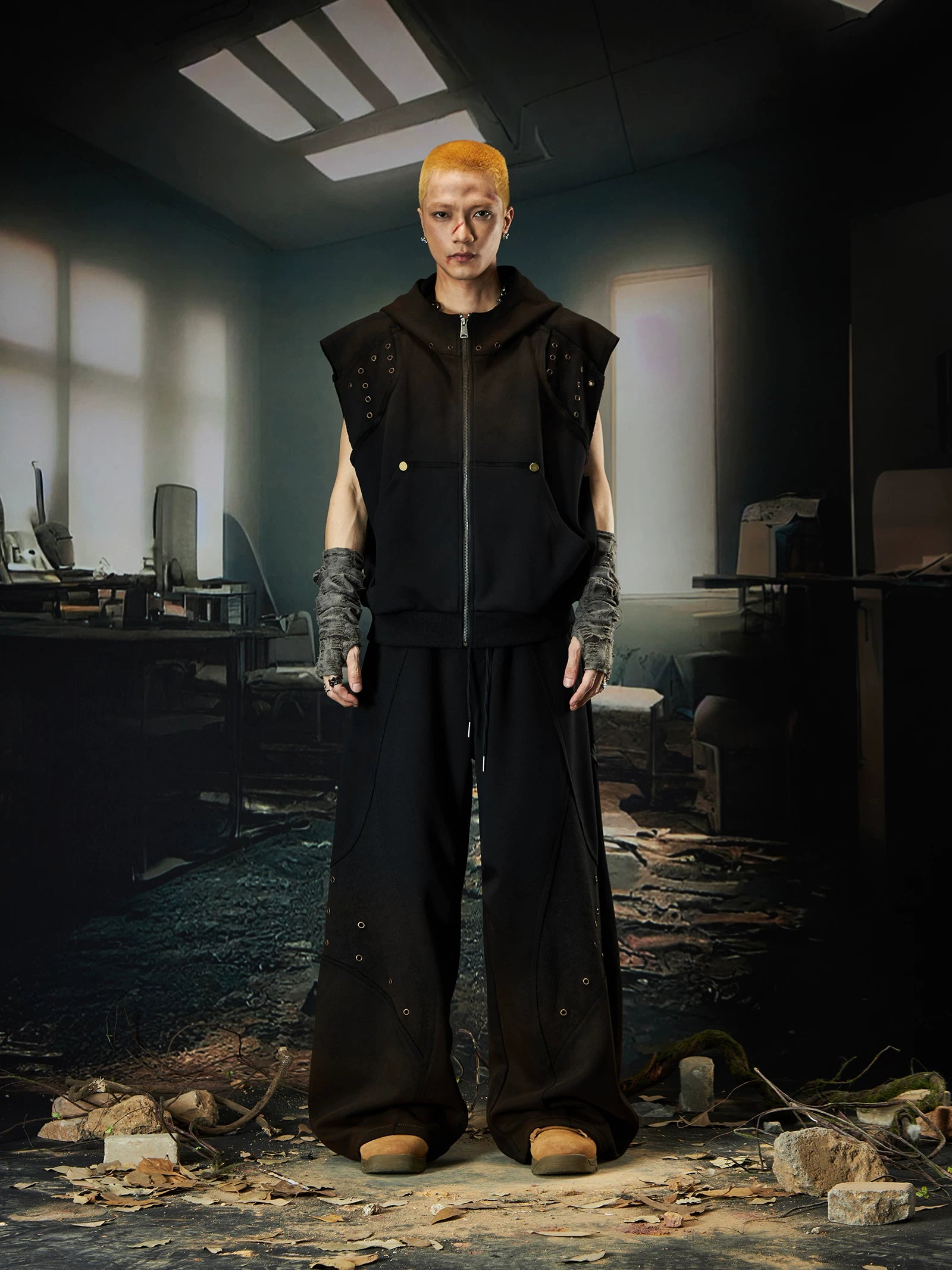 Ruinforge Grommet Hooded Vest