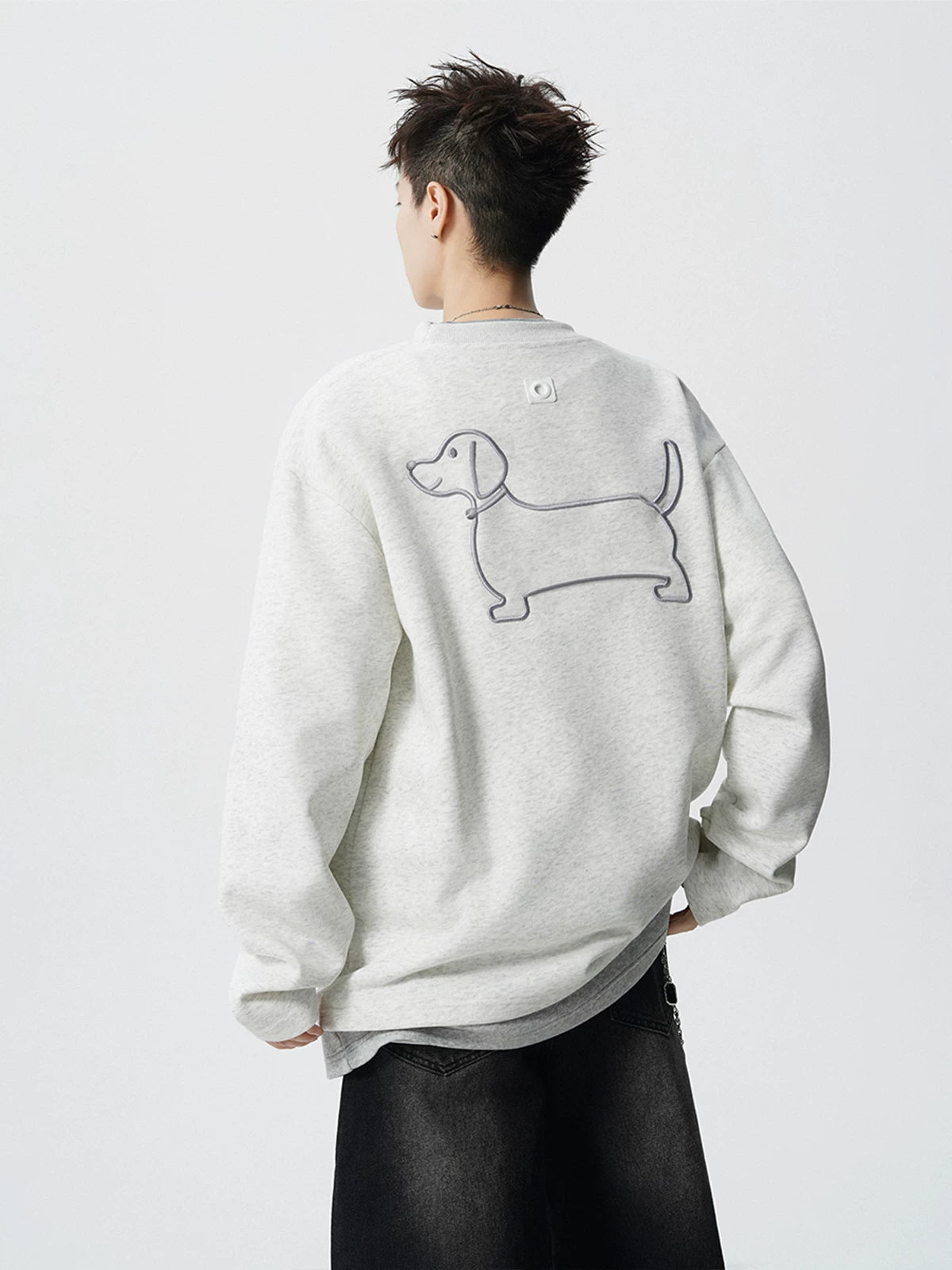 Outline Dachshund Graphic Sweatshirt