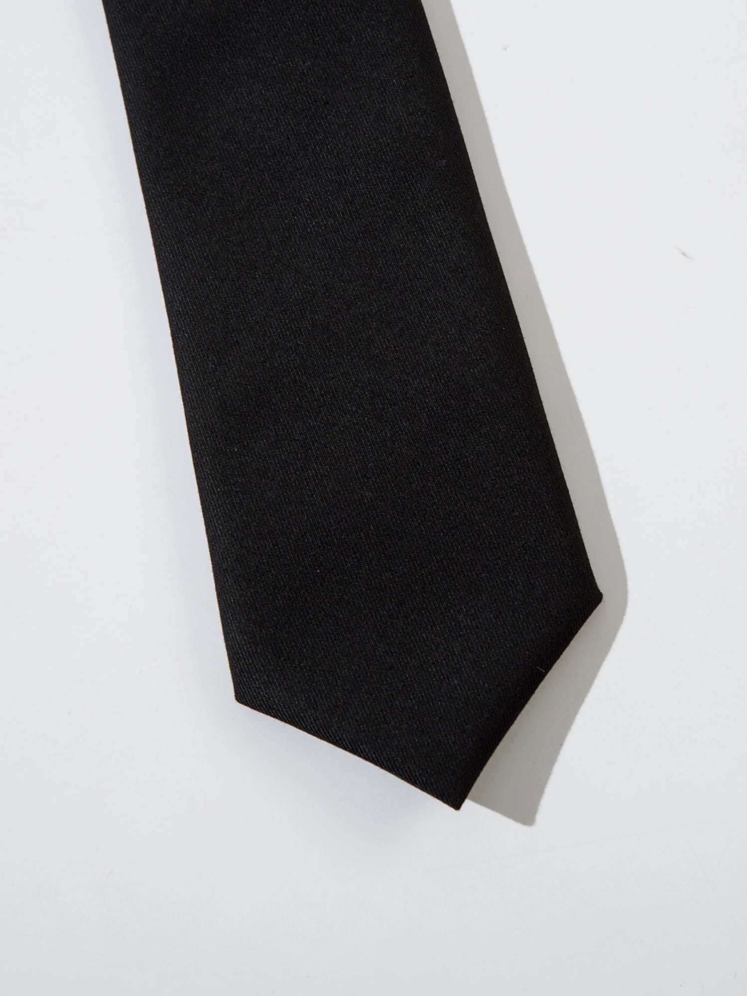 Eclipse Bar Minimalist Slim Tie