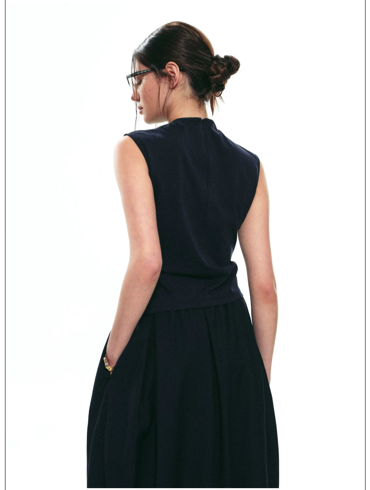 Gathered Buckle Ring Sleeveless Top