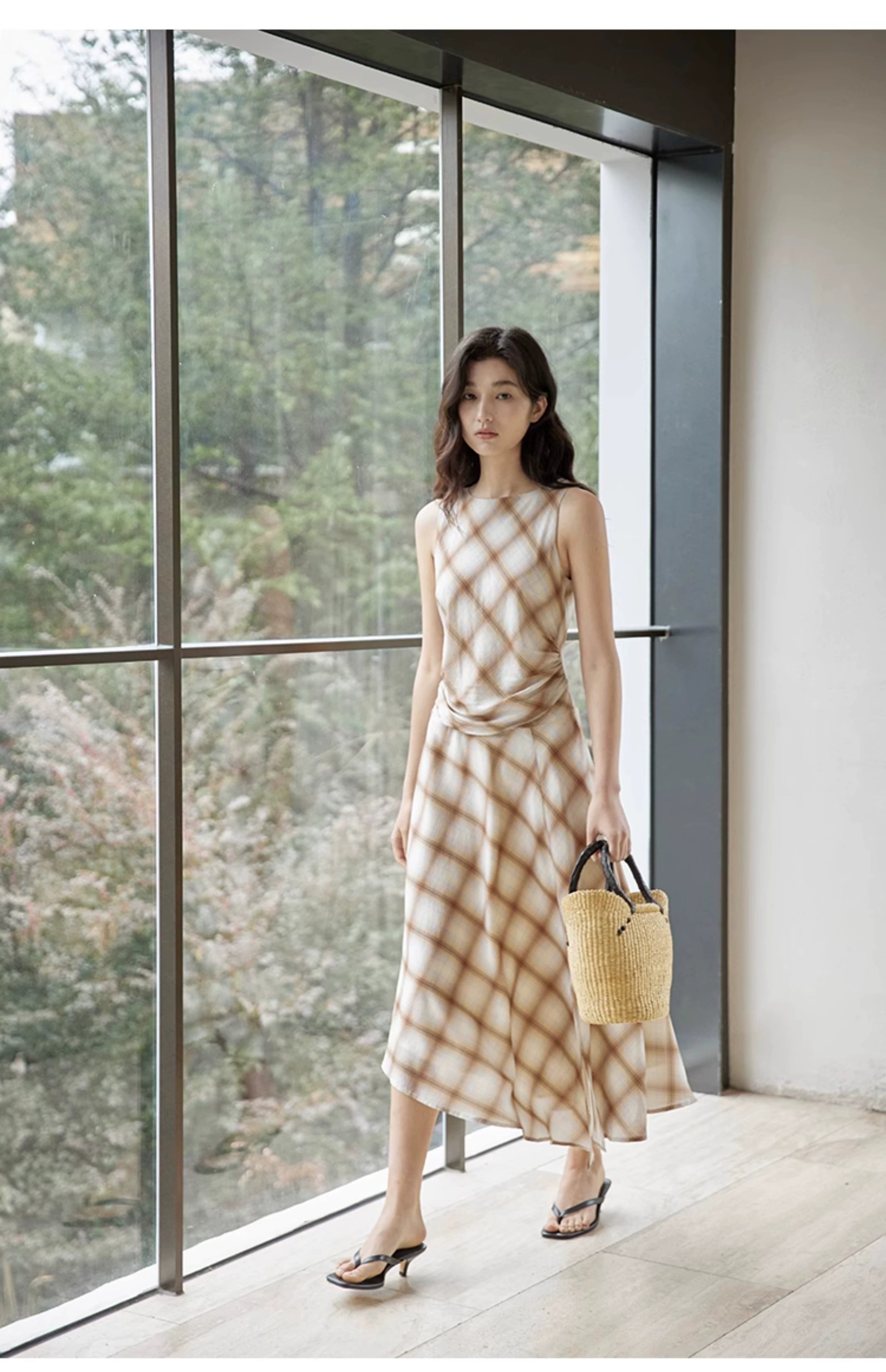 Sleeveless Beige Plaid Dress
