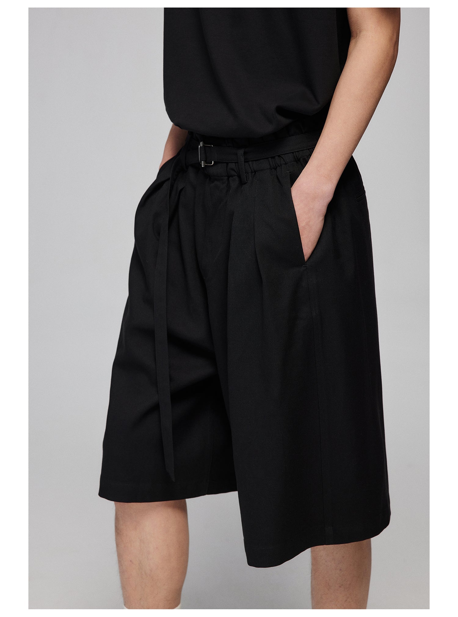 Pleated Bermuda Shorts with Belt