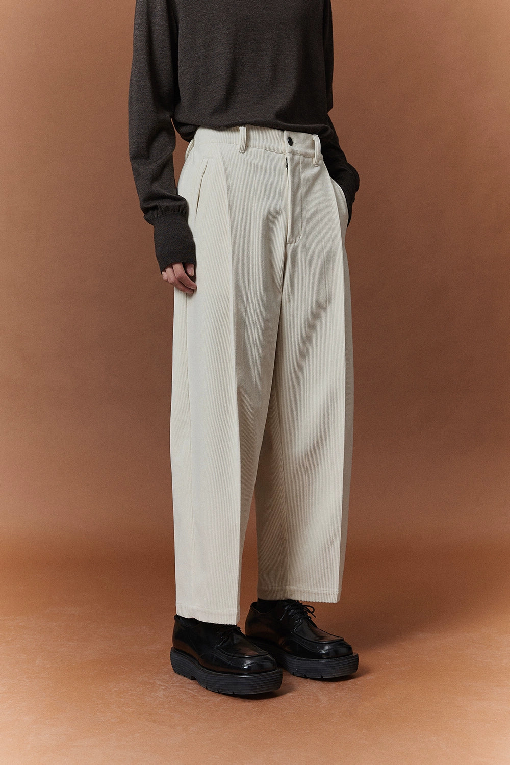 Relaxed Wide-Leg Slightly Stretchy Cropped Pants