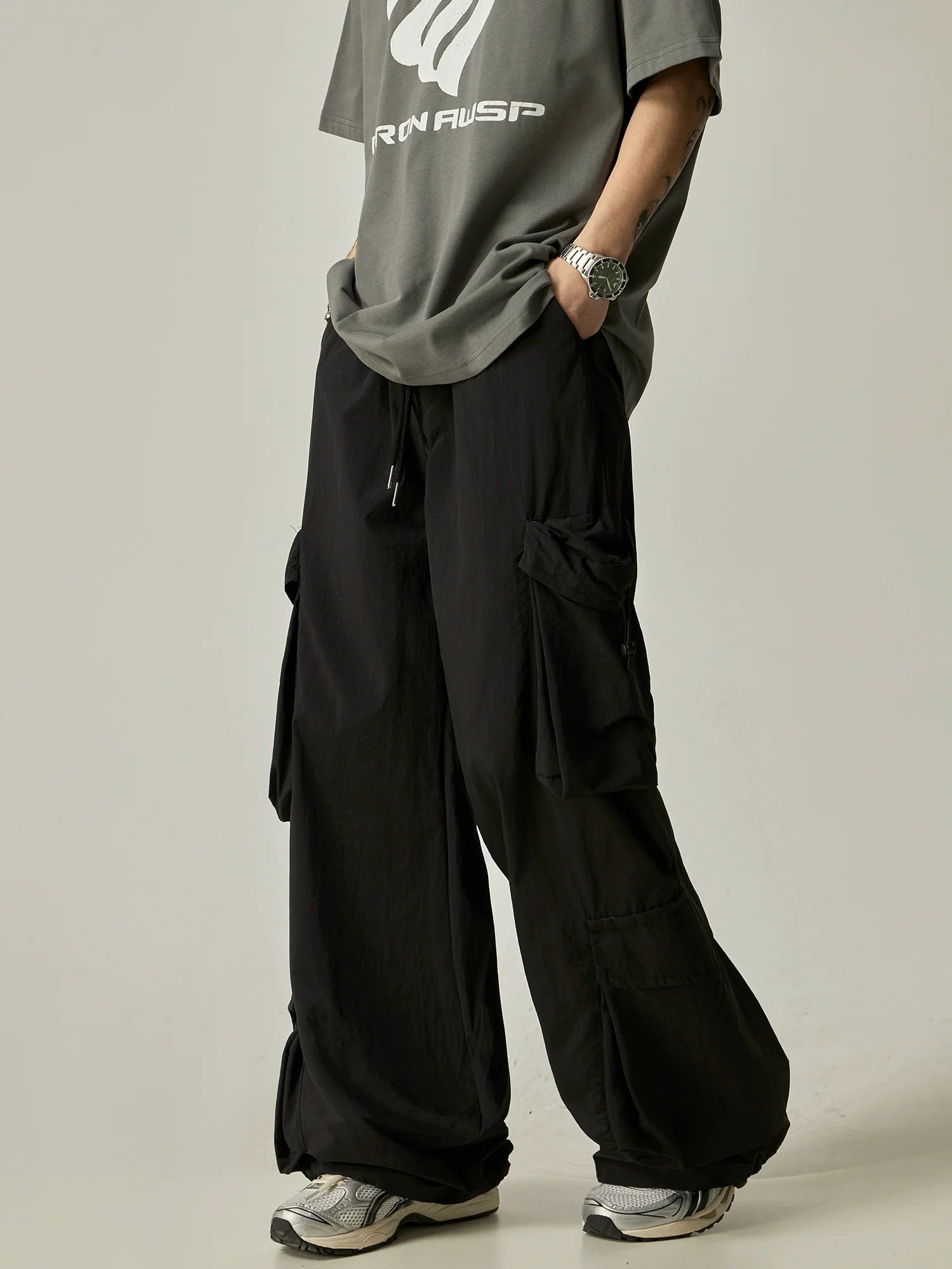 Wide-Leg Black Cargo Pants