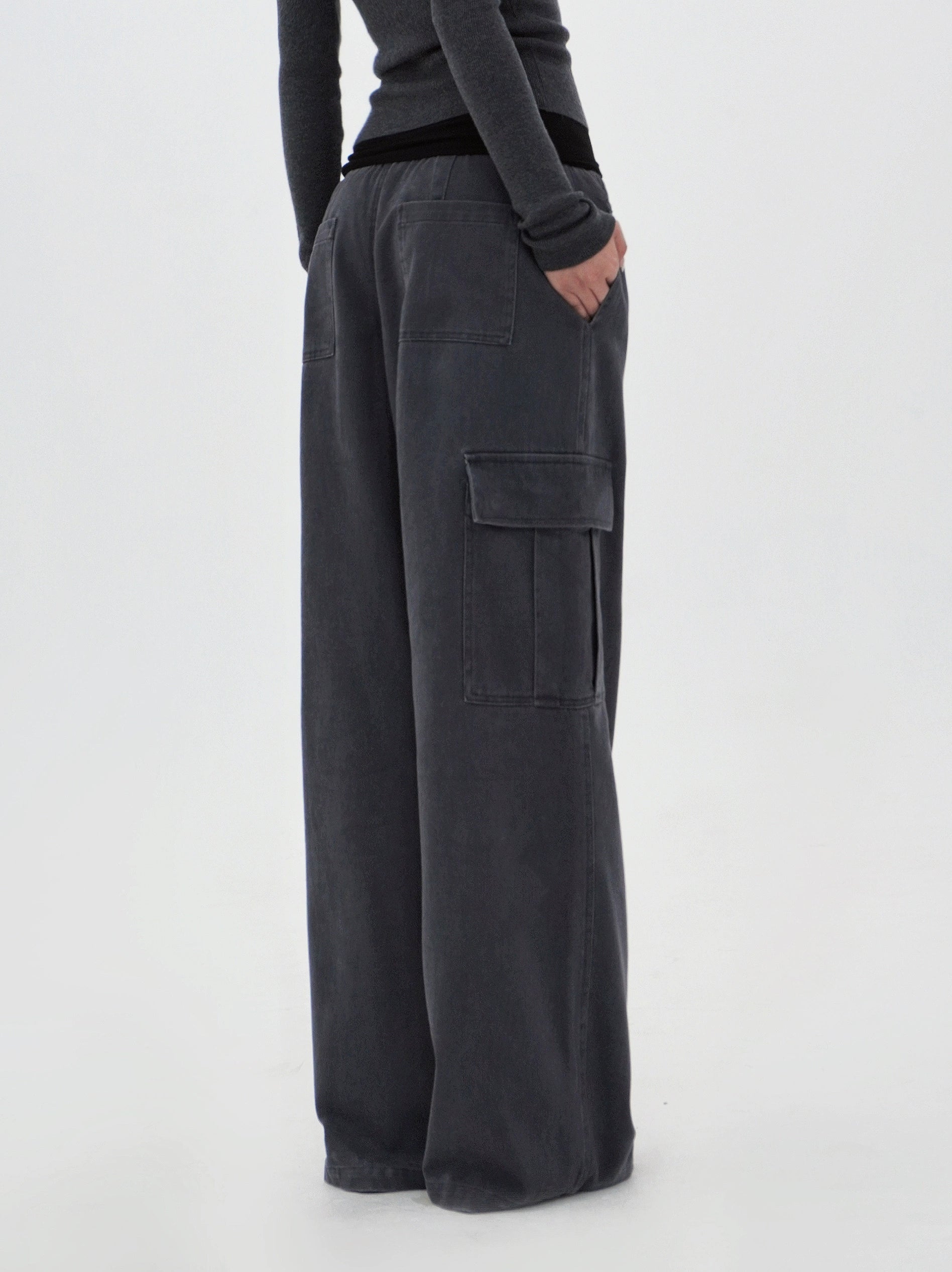 Mid-Rise Wide-Leg Cargo Pants