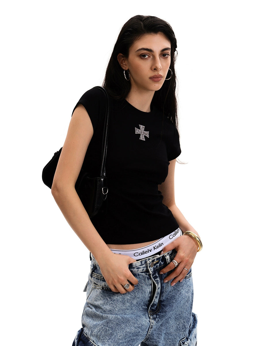 Fitted Graphic Crewneck Tee