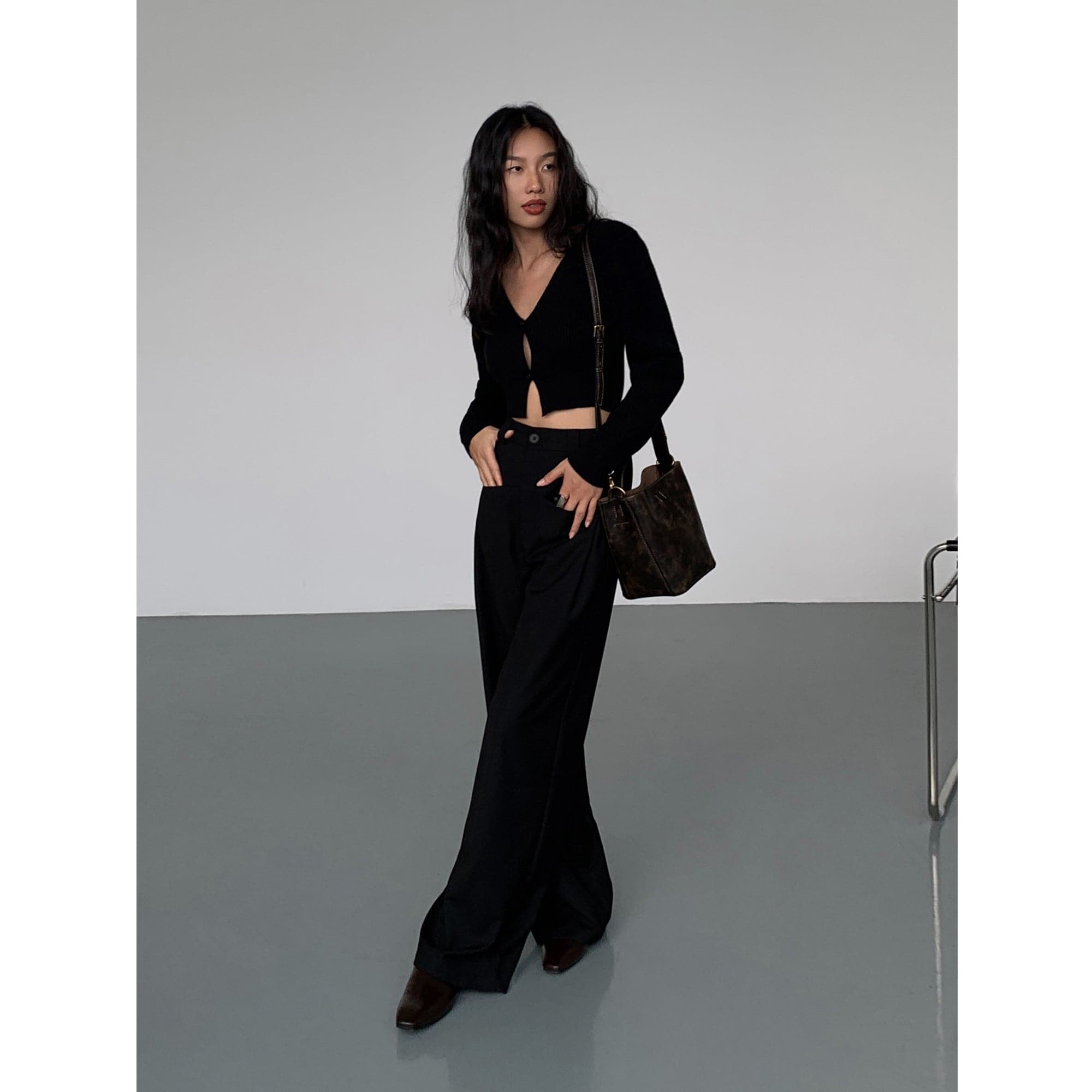 Black High-Waist Straight-Leg Suit Trousers - chiclara