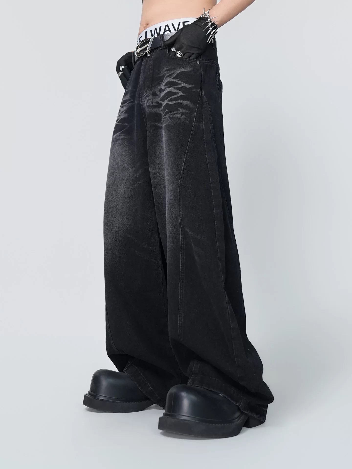 Shadow Drift Echo-Flame Wide Jeans