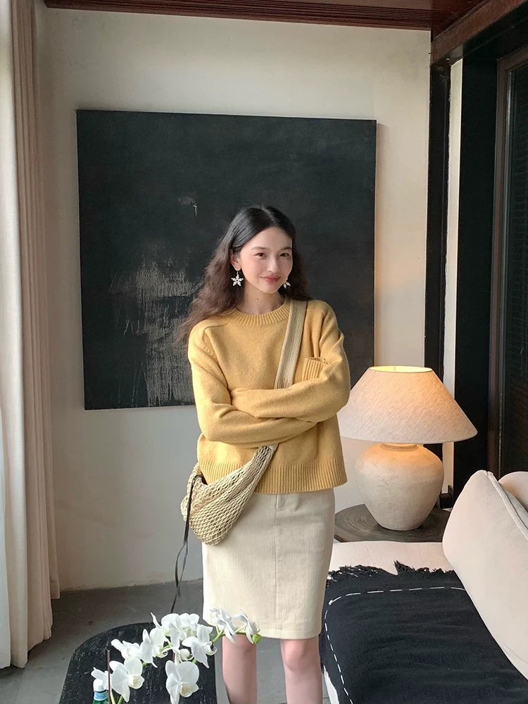 Loose Pullover Knit Sweater