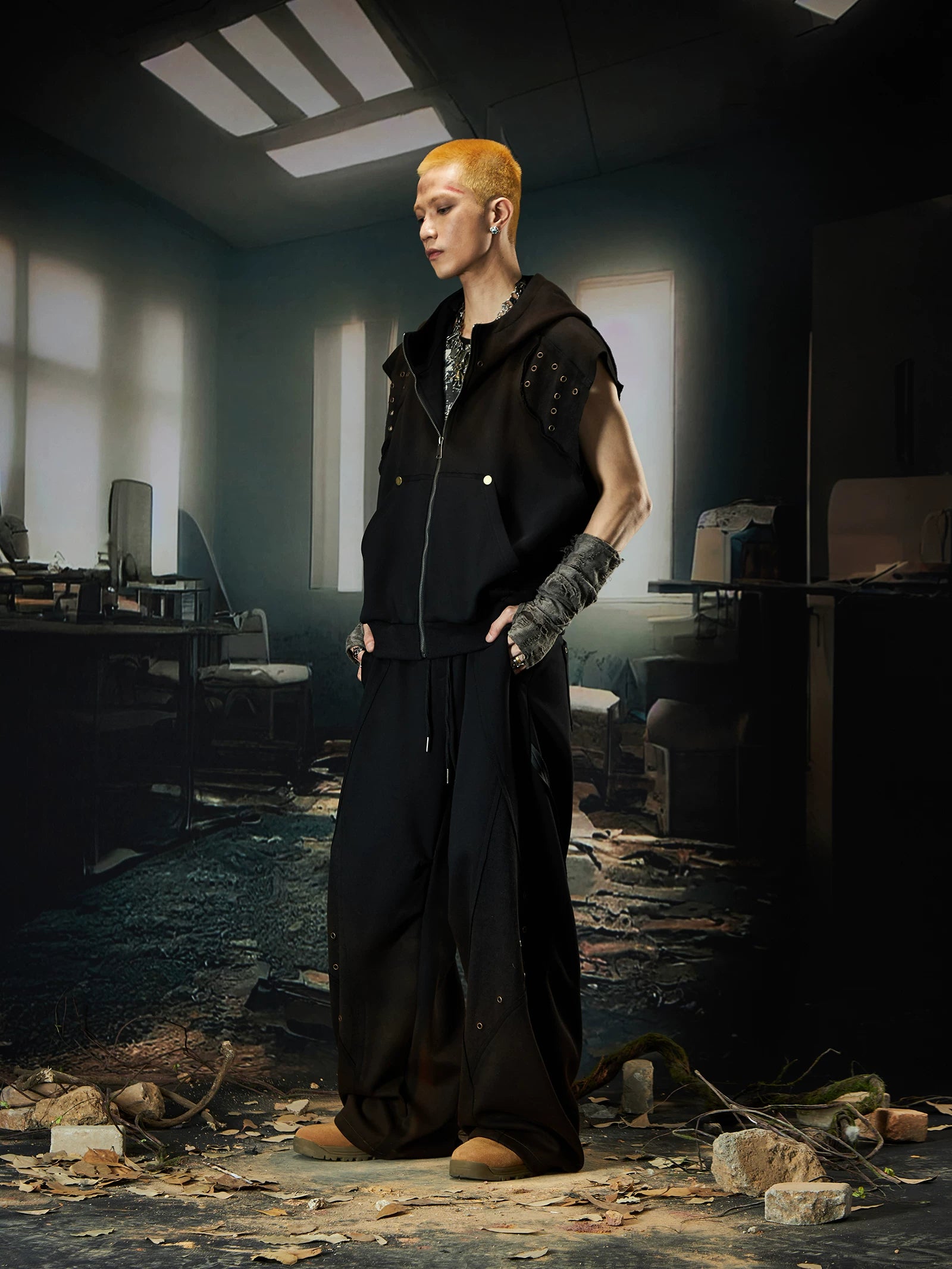 Ruinforge Grommet Hooded Vest