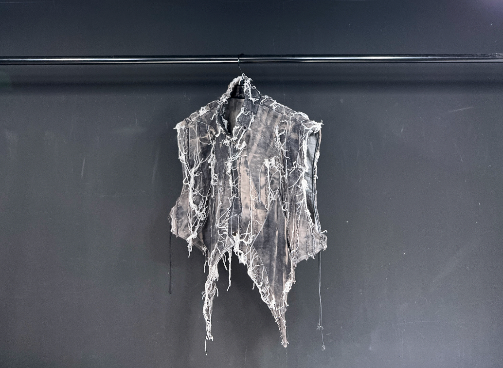 Wraith Web Shredded Sheer Vest