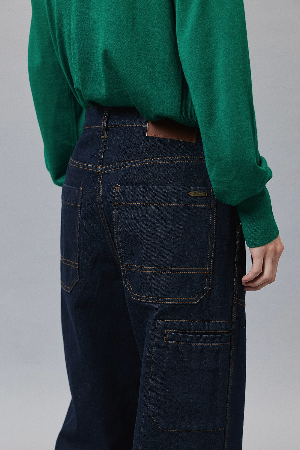 Multi-Pocket Straight Leg Cropped Denim Jeans