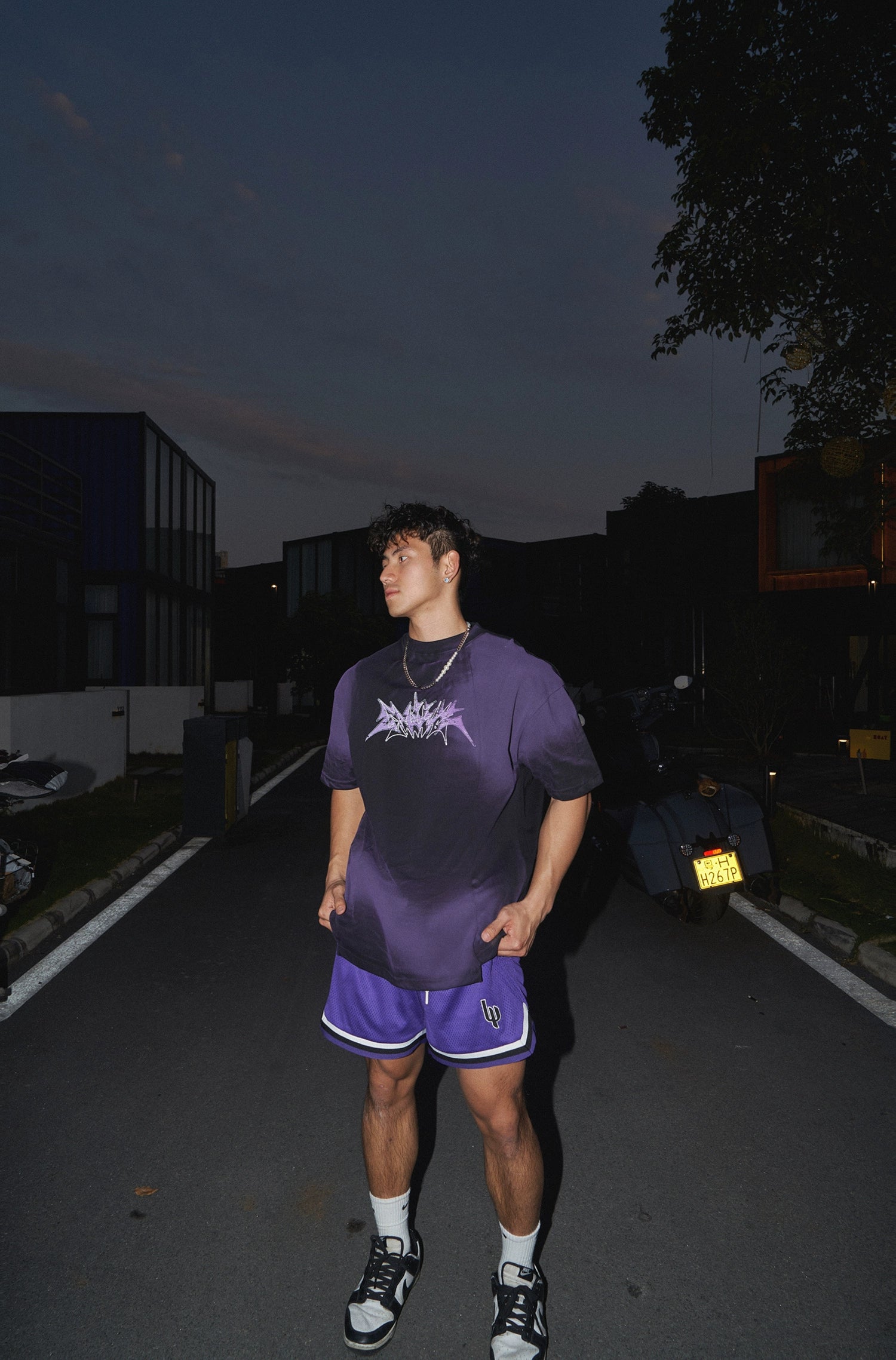 Street Graphic Logo Tee