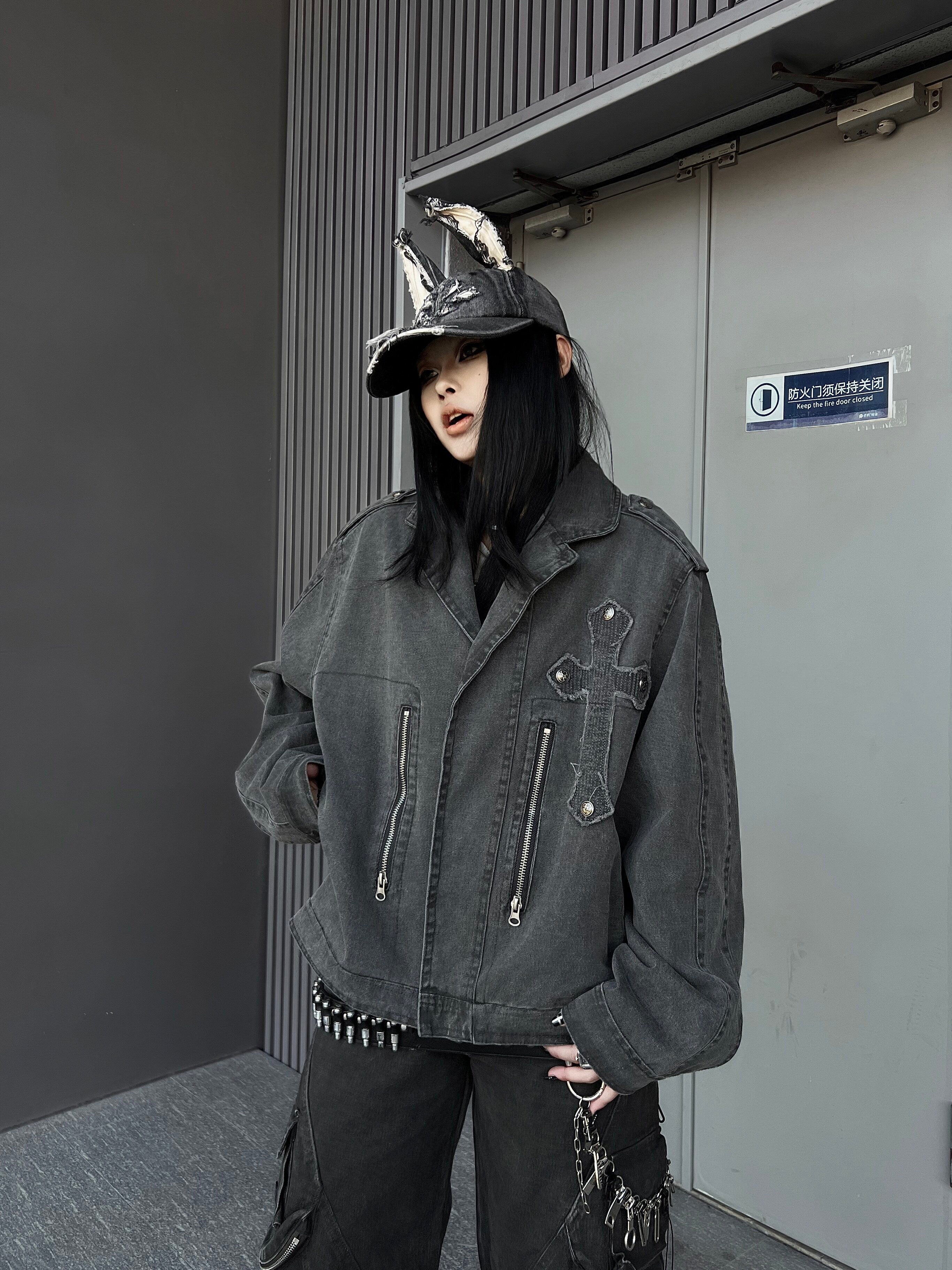Men's Cross-Quilted Washed Cropped Heavyweight Jacket