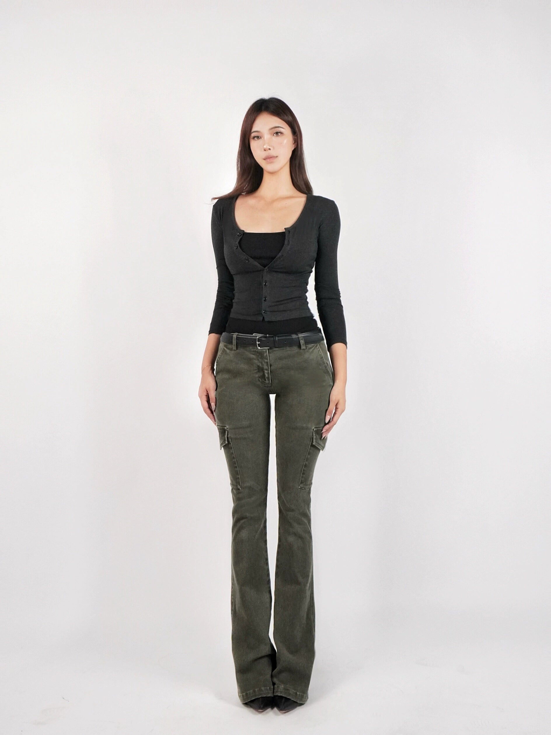 Retro Low-Waist Slight Flare Cargo Pants