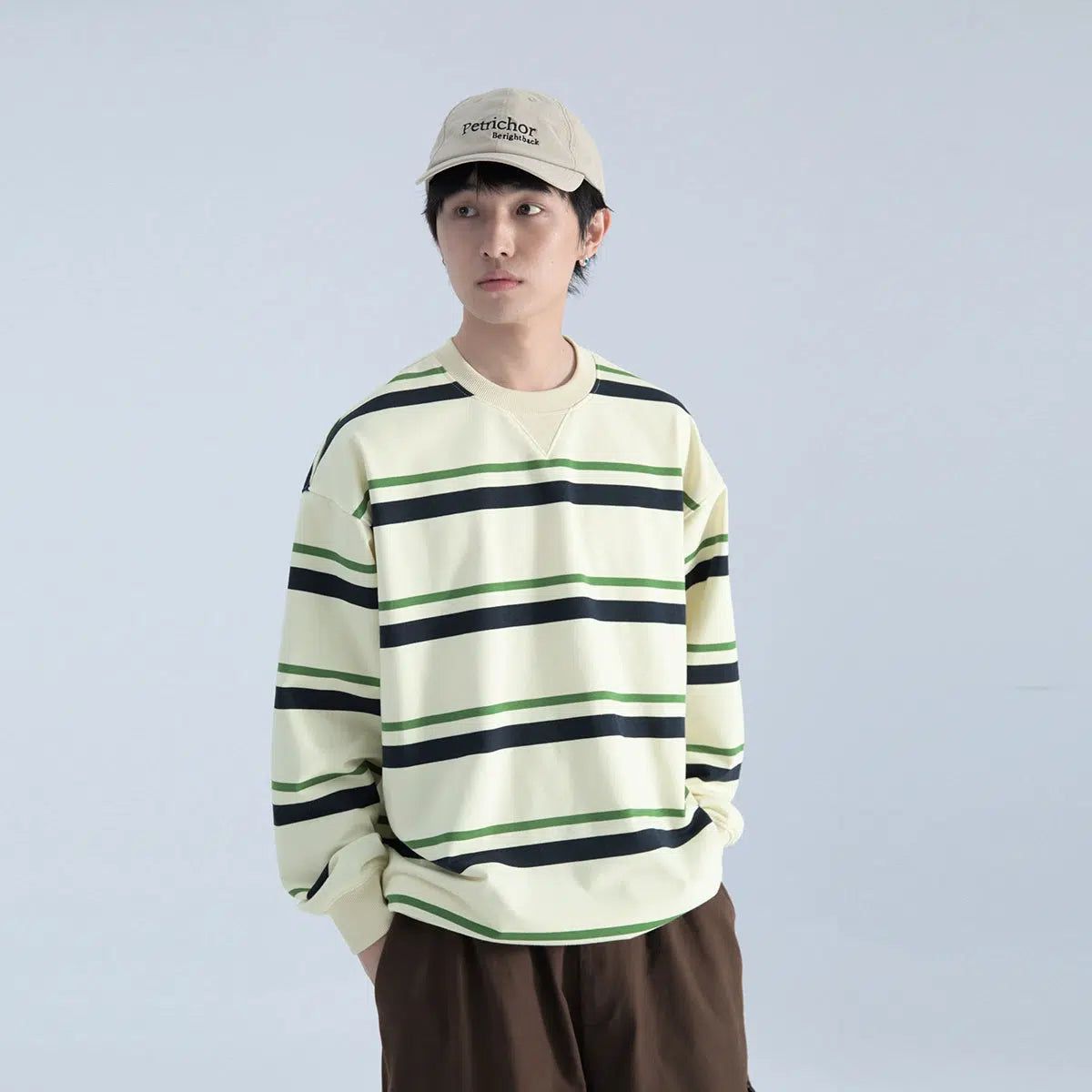 Casual Crewneck with Wide Stripes - chiclara
