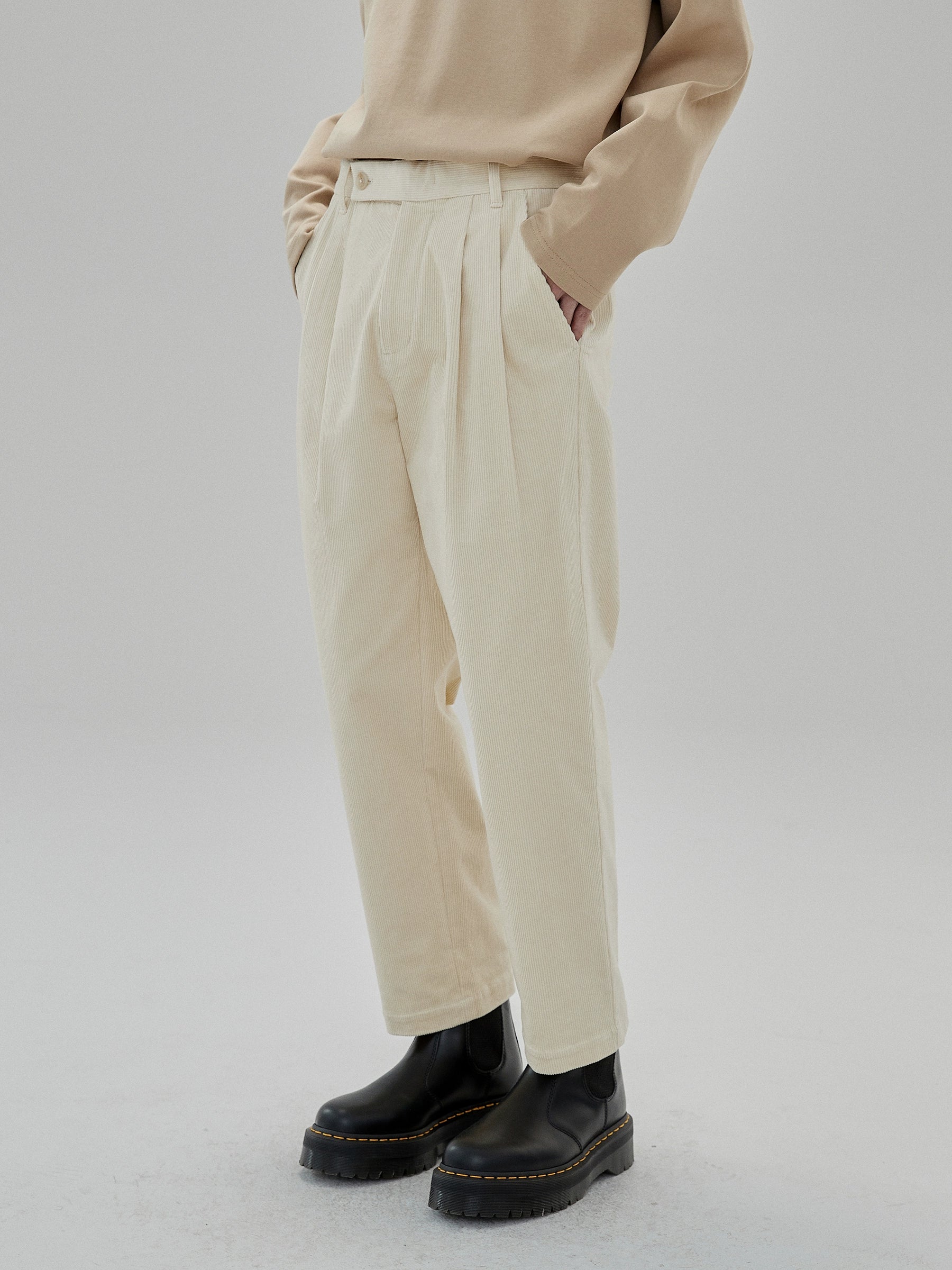 Wide Waist Tab Double-Pleated Relaxed Cropped Pants