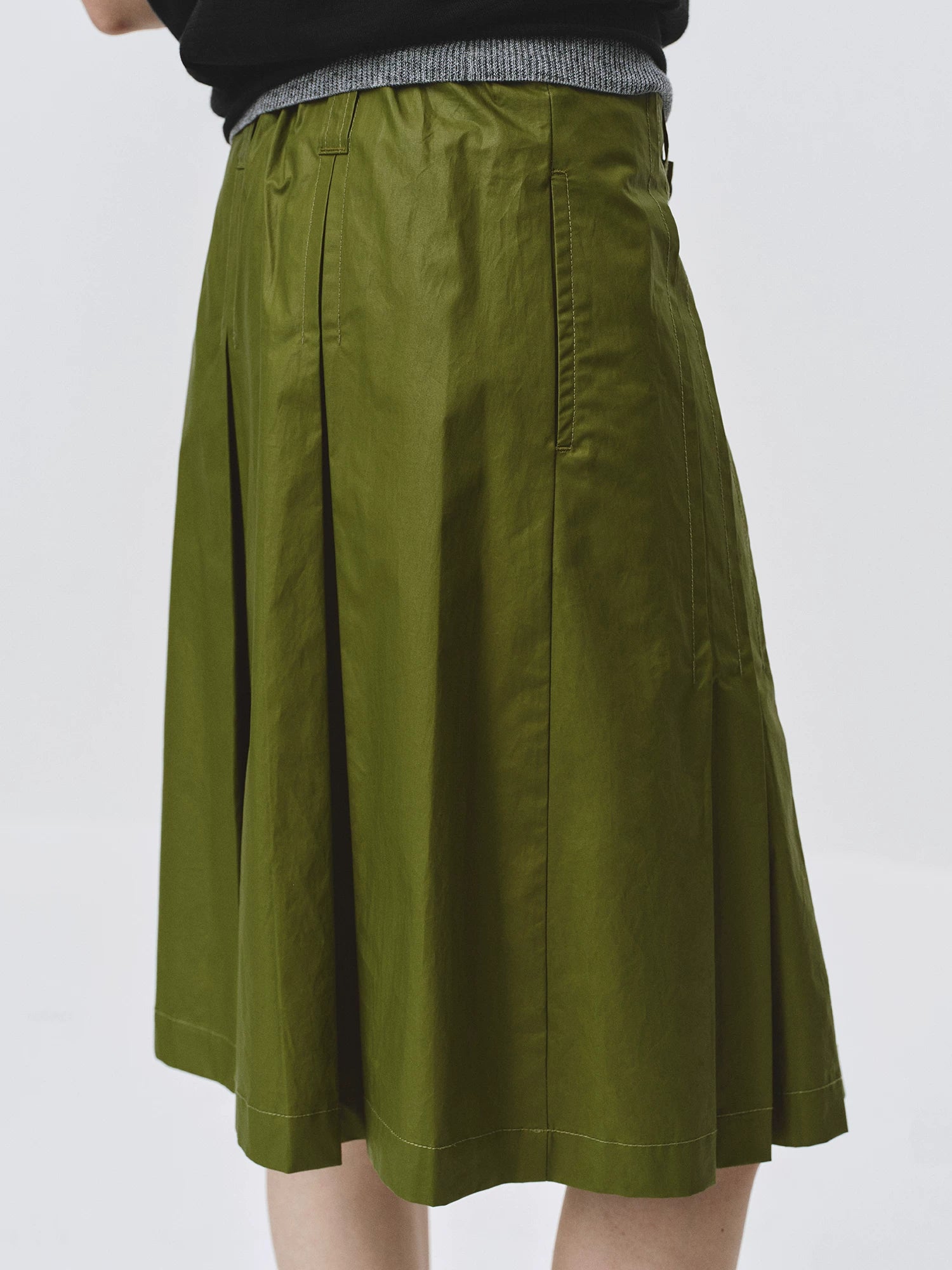 Wrap Pleat Tech Skirt