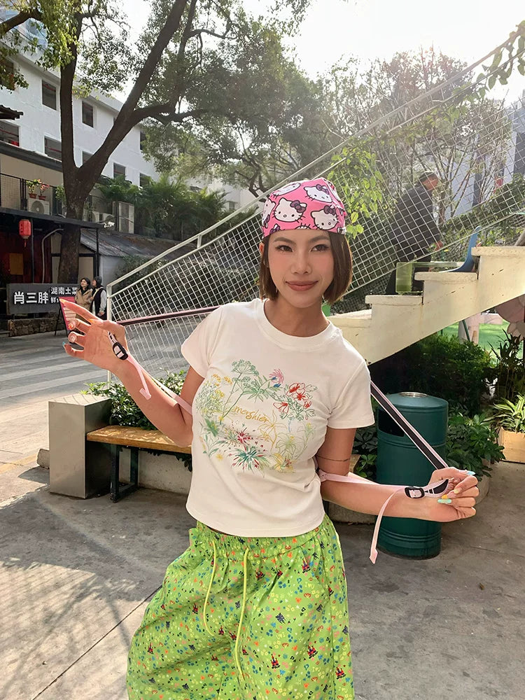 Fresh Meadow Sketch Floral Tee