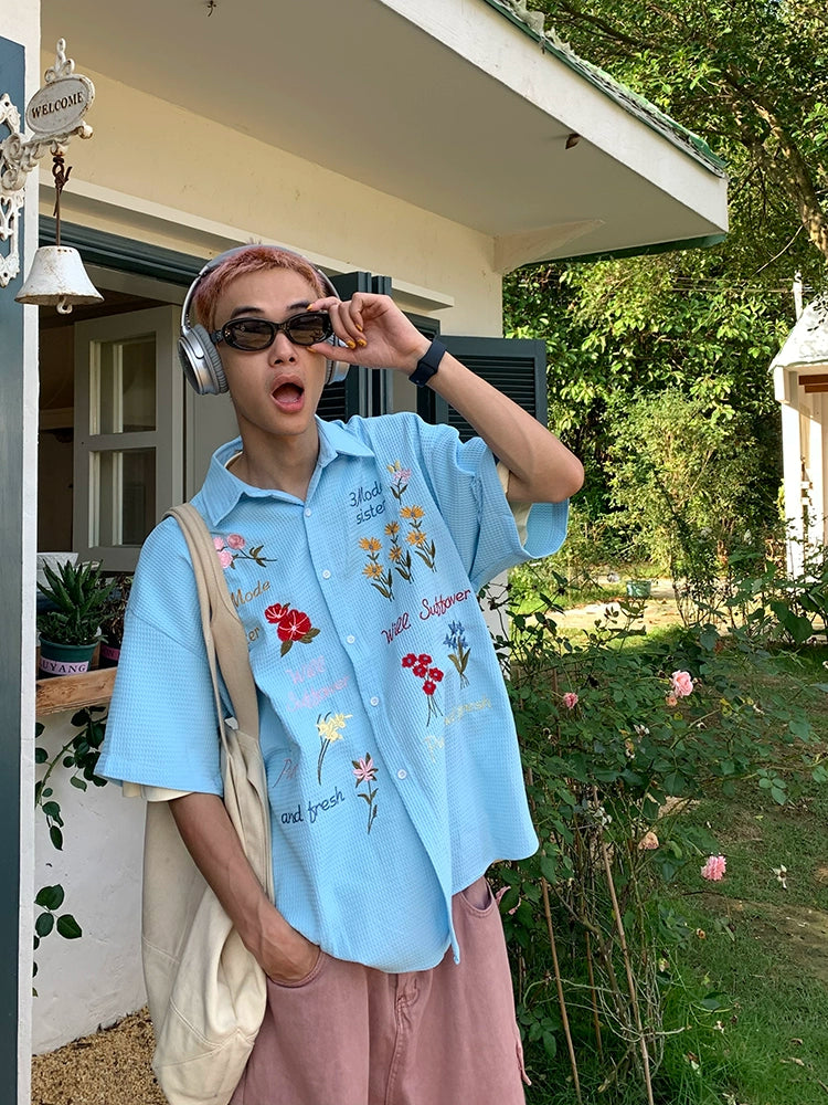 Light Embroidered Floral Short Sleeve Shirt