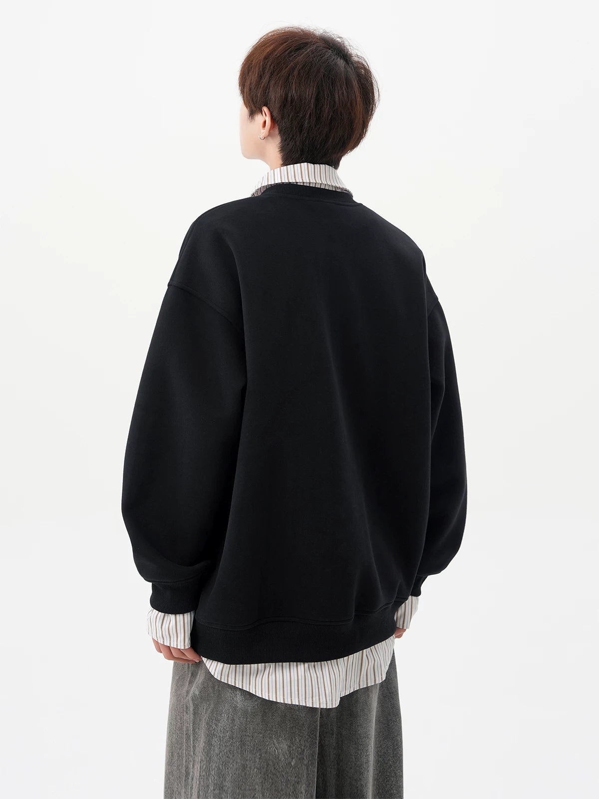 Aimless Crest Layered V-Sweatshirt