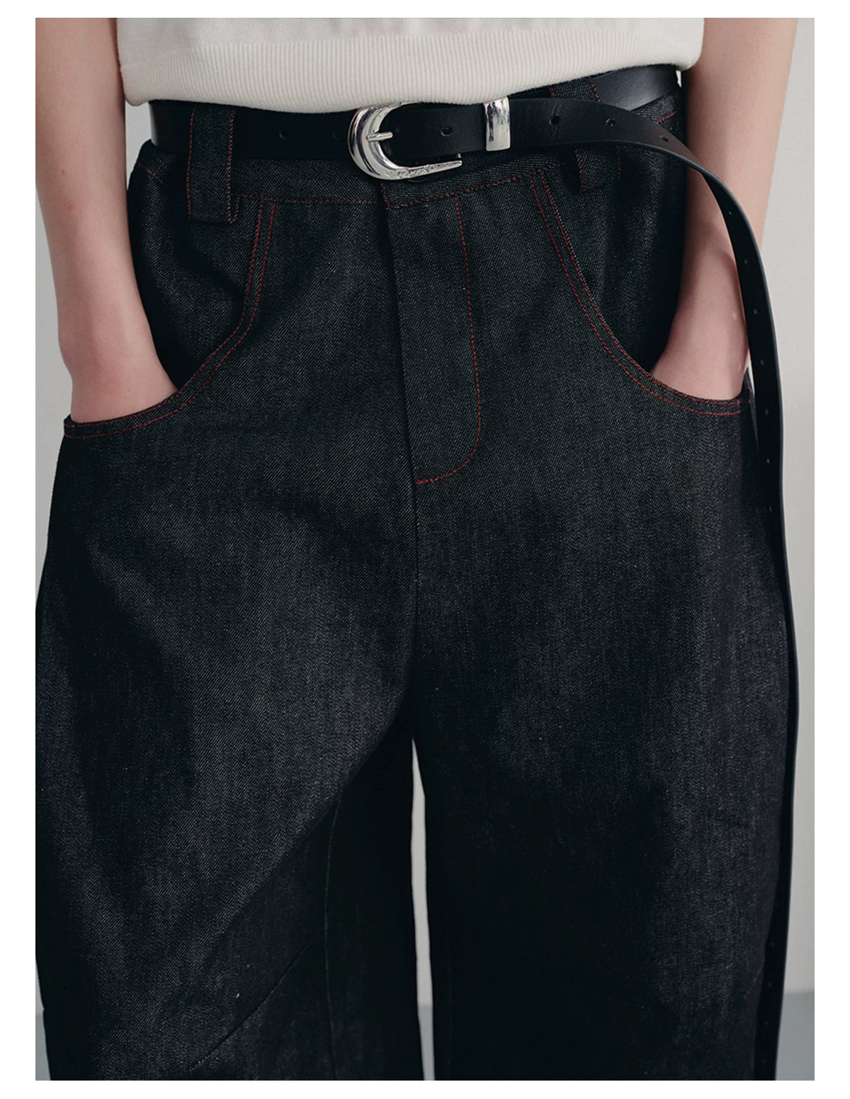 Wide-Leg Cropped Denim Trousers with Contrast Stitching