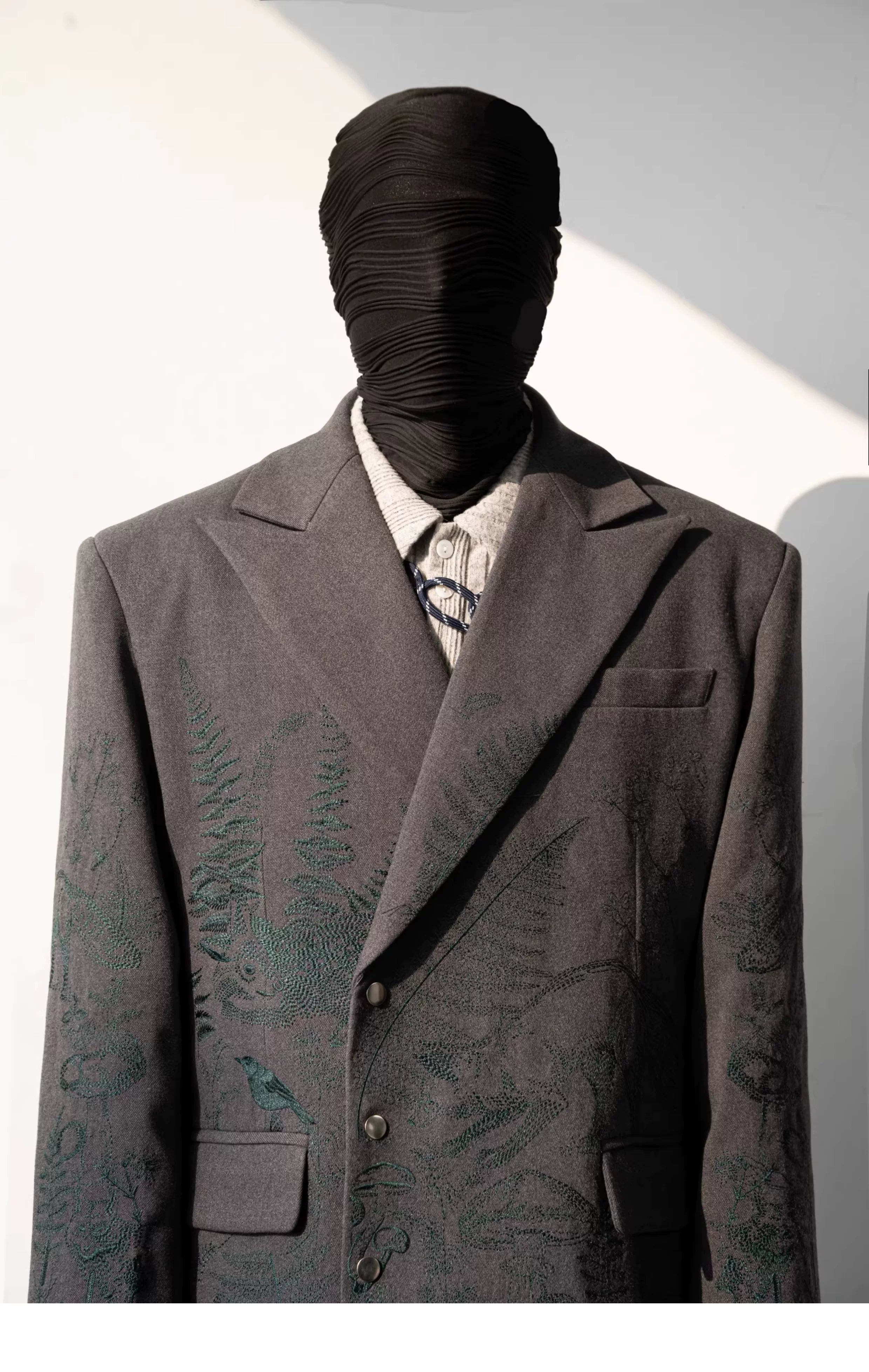 Verdant Etch Botanical Blazer