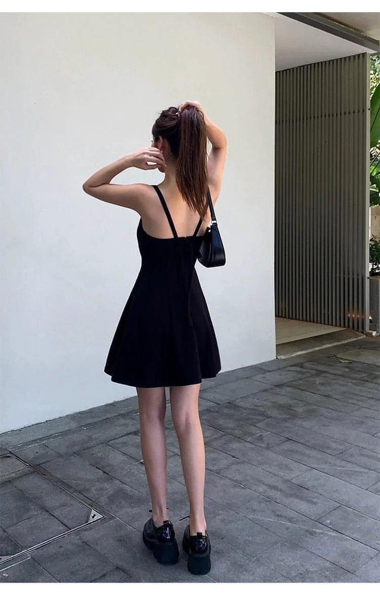 Summer Collection: Black Square-Neck A-Line Dress - chiclara