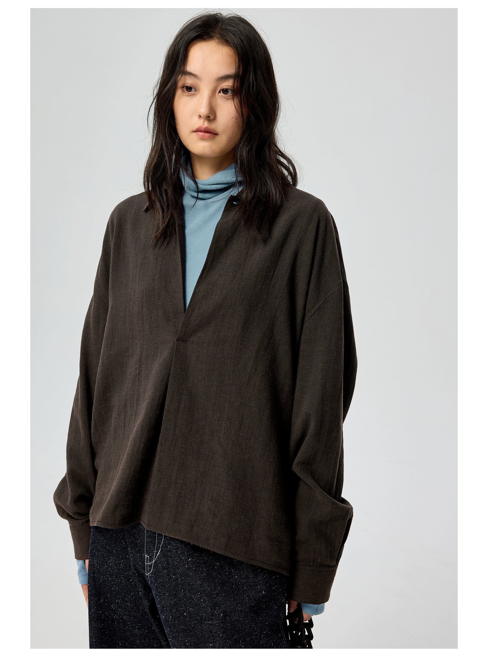 Relaxed Linen Collared Blouse