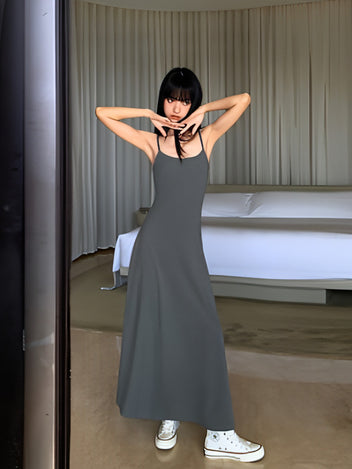 Tadita Spaghetti-strap slimming ribbon Maxi Dress