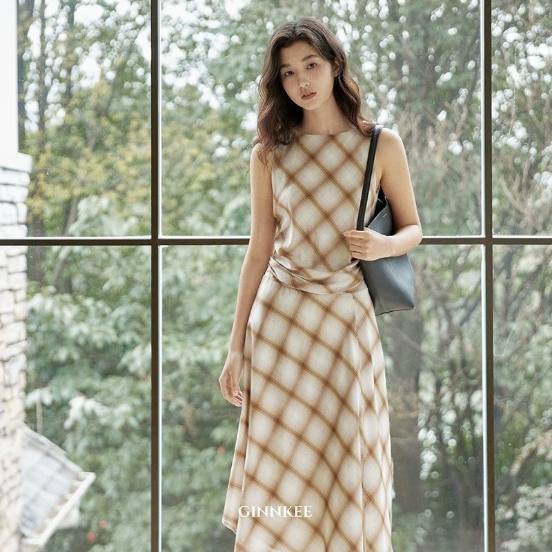 Sleeveless Beige Plaid Dress