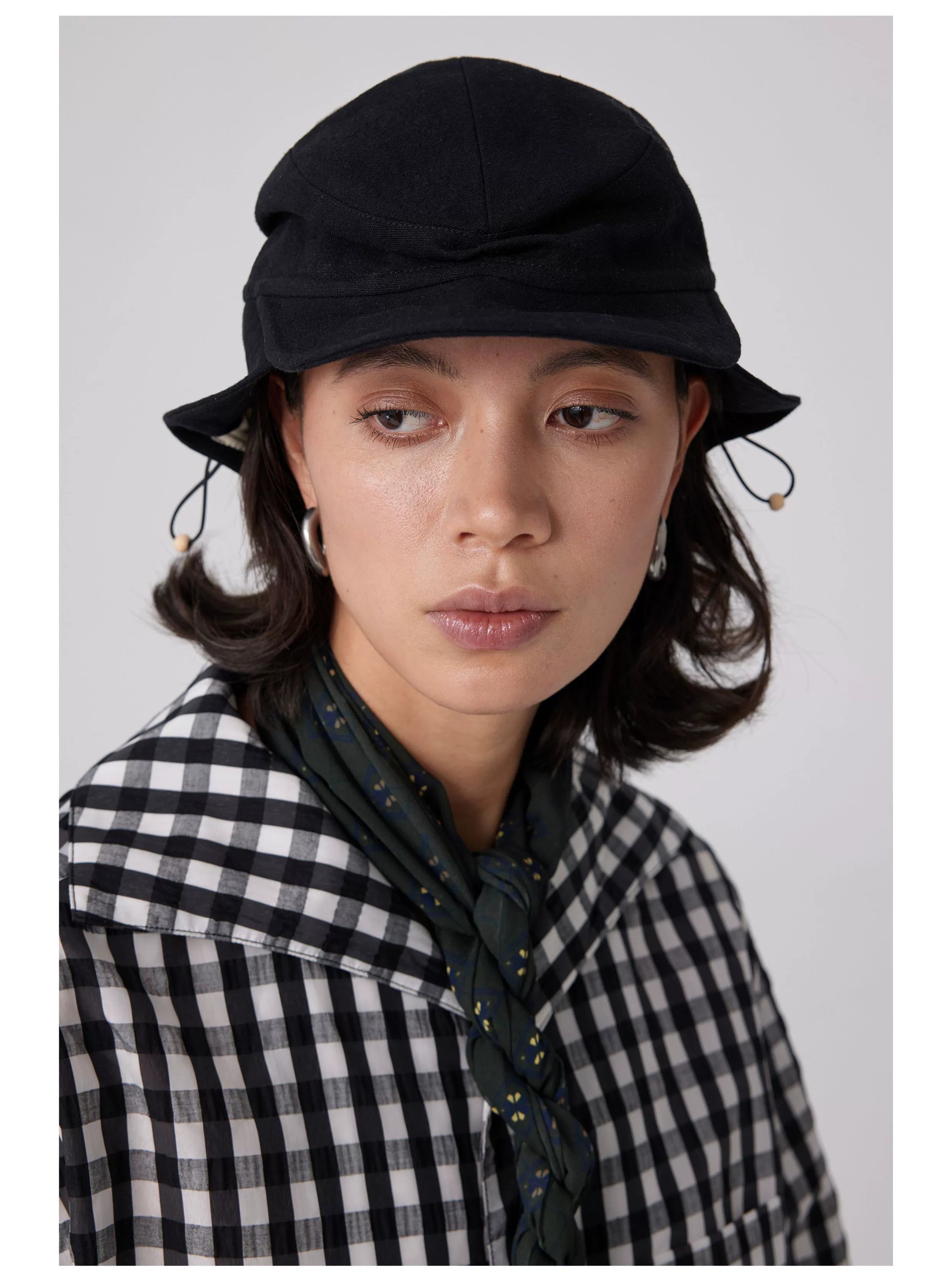 Adjustable Black Newsboy Cap