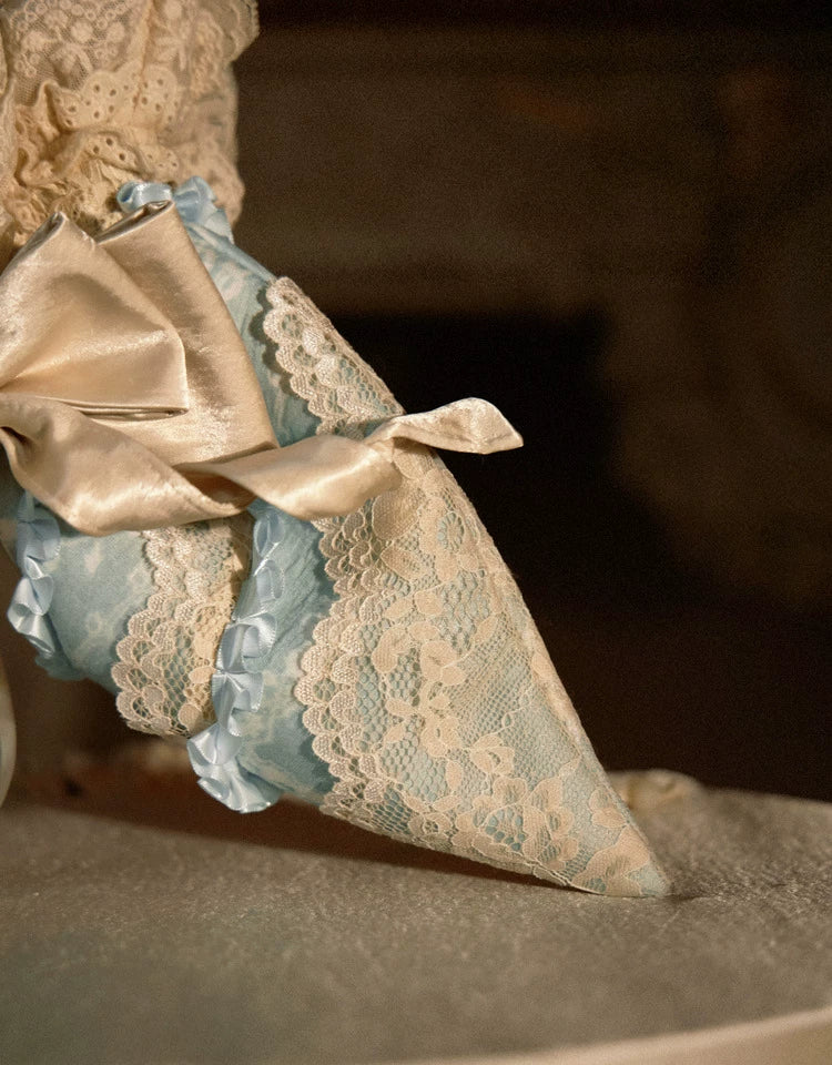 Lace Bow Cone Drawstring Handbag
